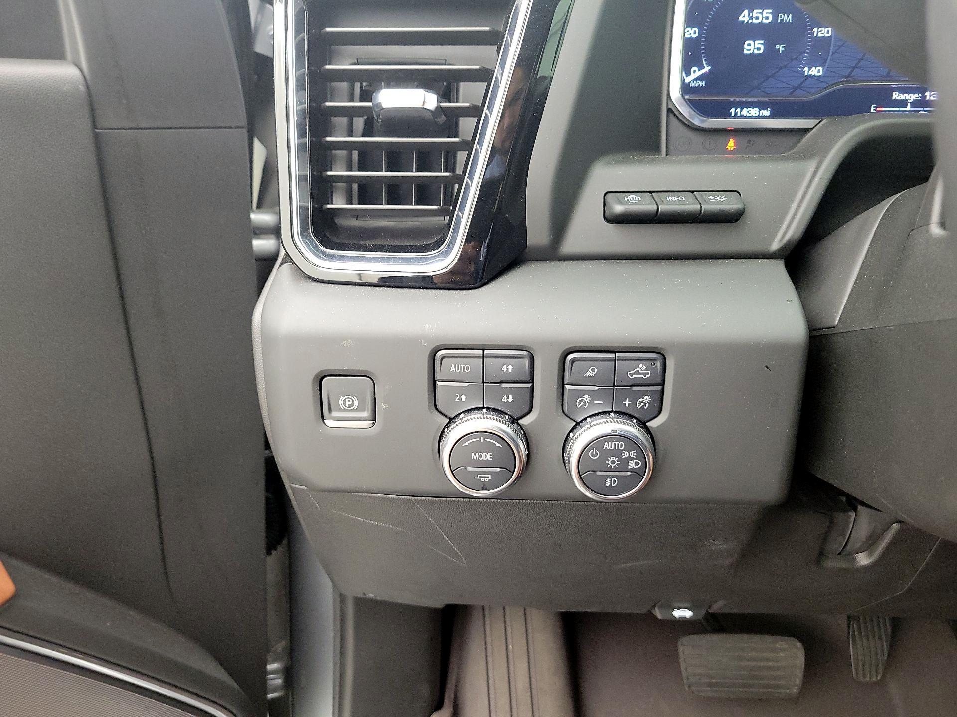 Thumbnail: 2025 GMC Sierra 2500 - 13