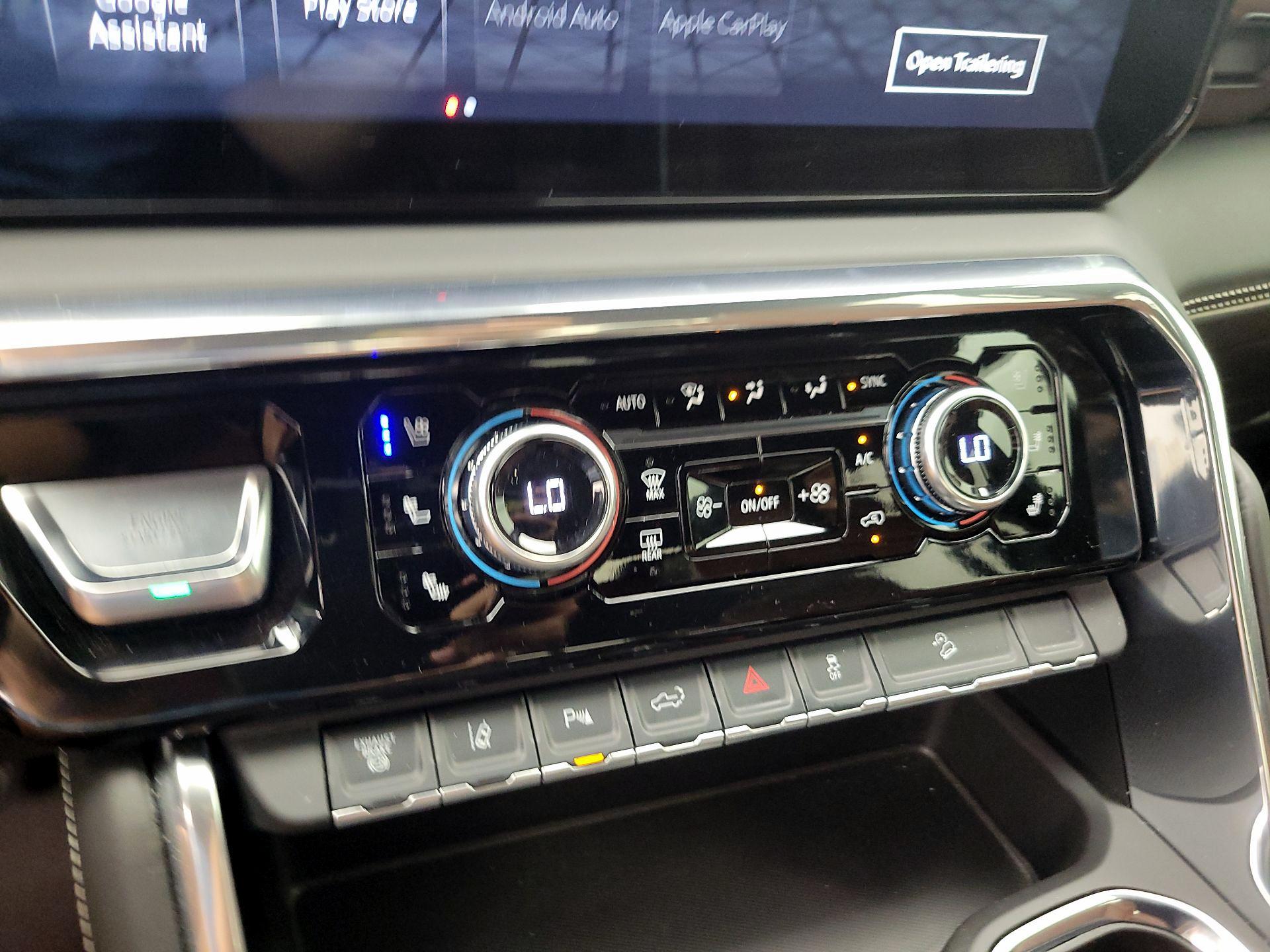 Thumbnail: 2025 GMC Sierra 2500 - 17