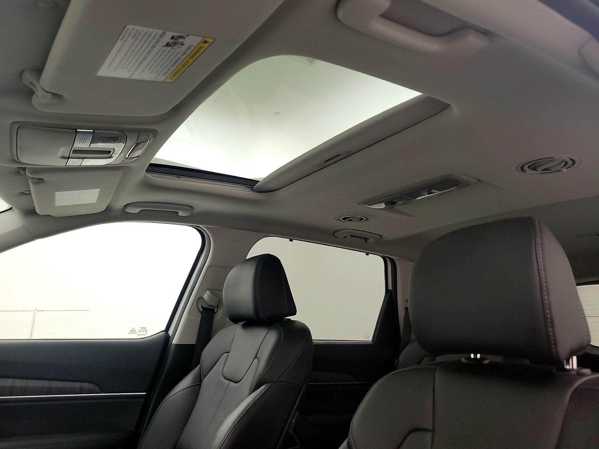 Thumbnail: 2024 Kia Telluride - 20