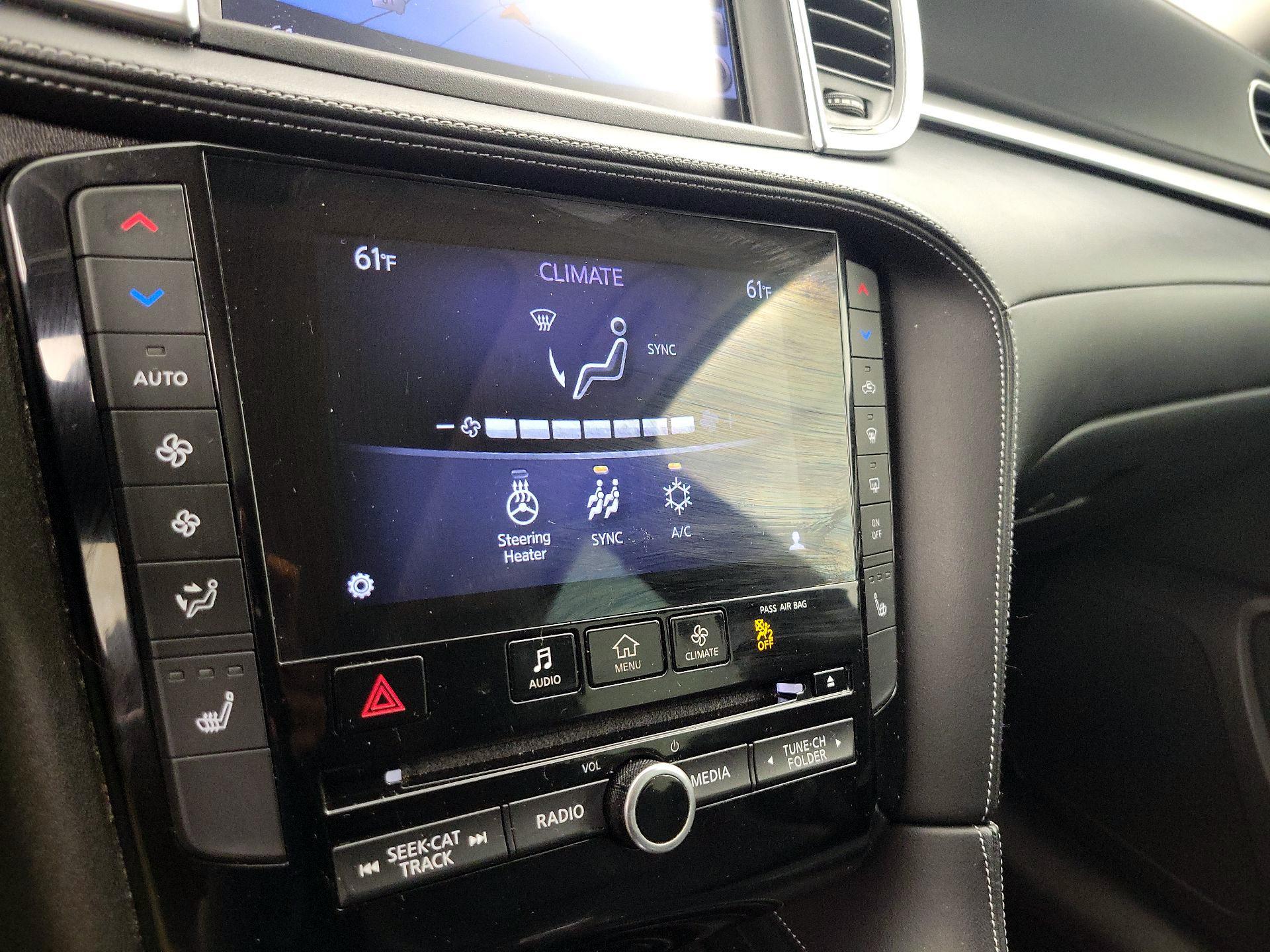 Thumbnail: 2019 INFINITI QX50 - 17