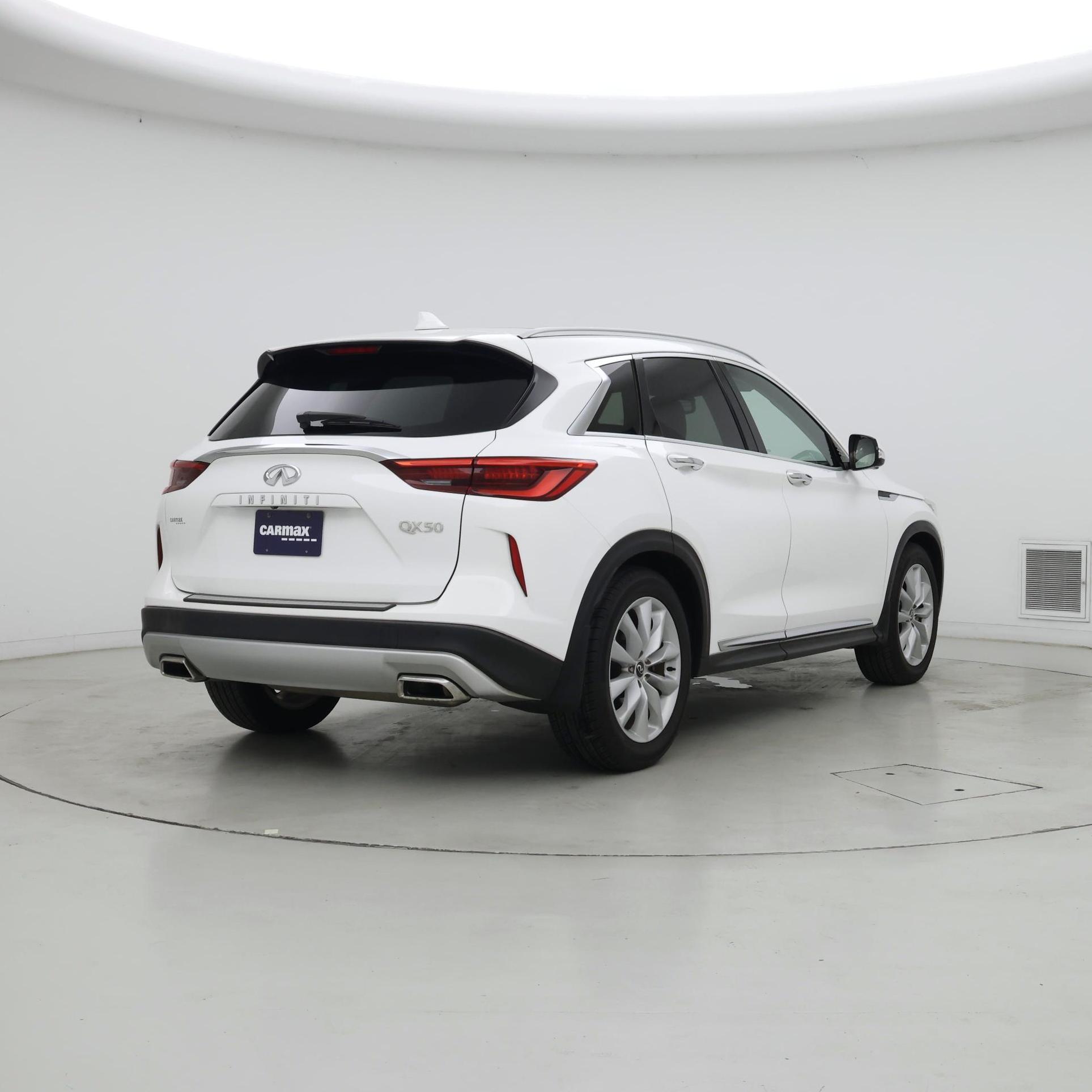 Thumbnail: 2019 INFINITI QX50 - 8