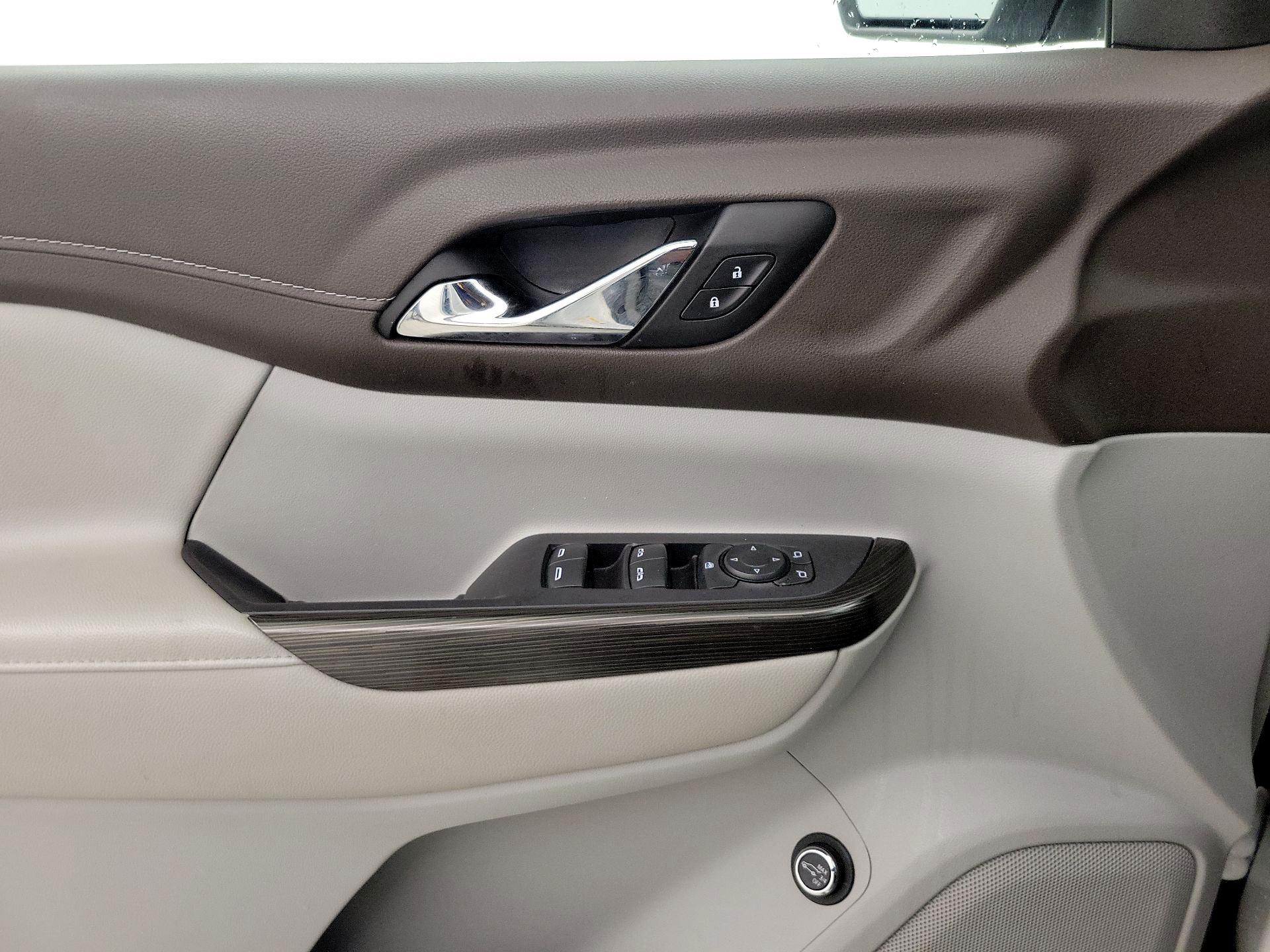 Thumbnail: 2022 GMC Acadia - 12