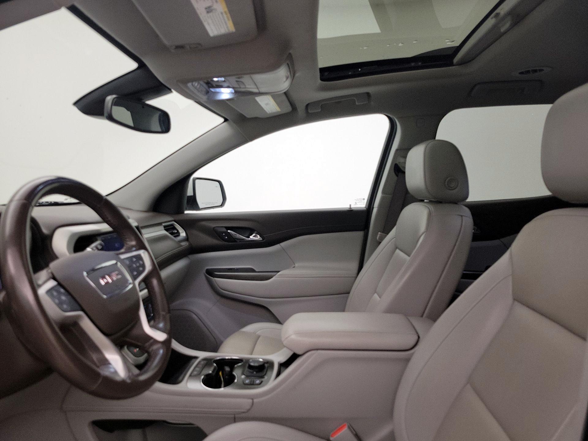 Thumbnail: 2022 GMC Acadia - 19