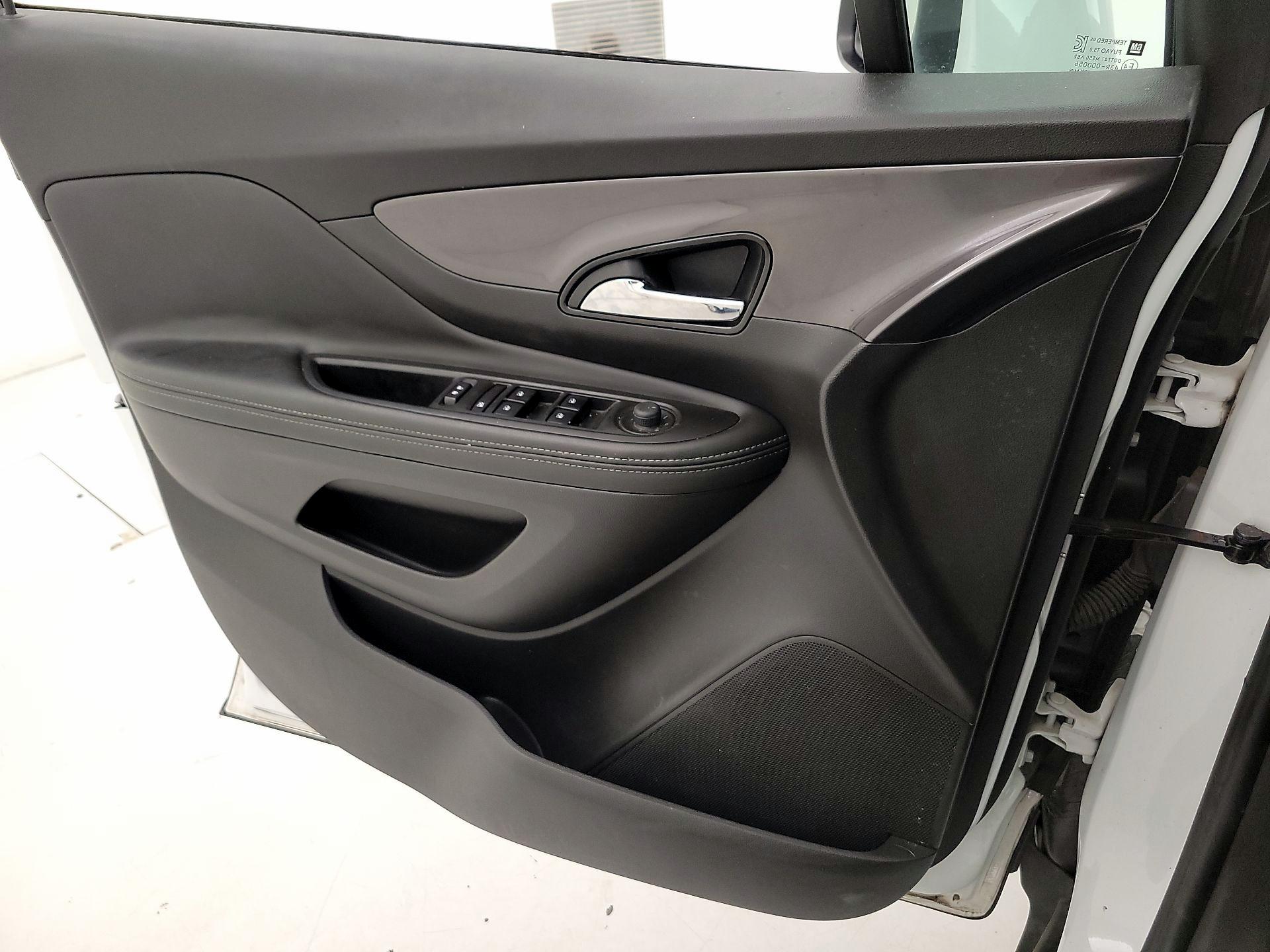 Thumbnail: 2020 Buick Encore - 12