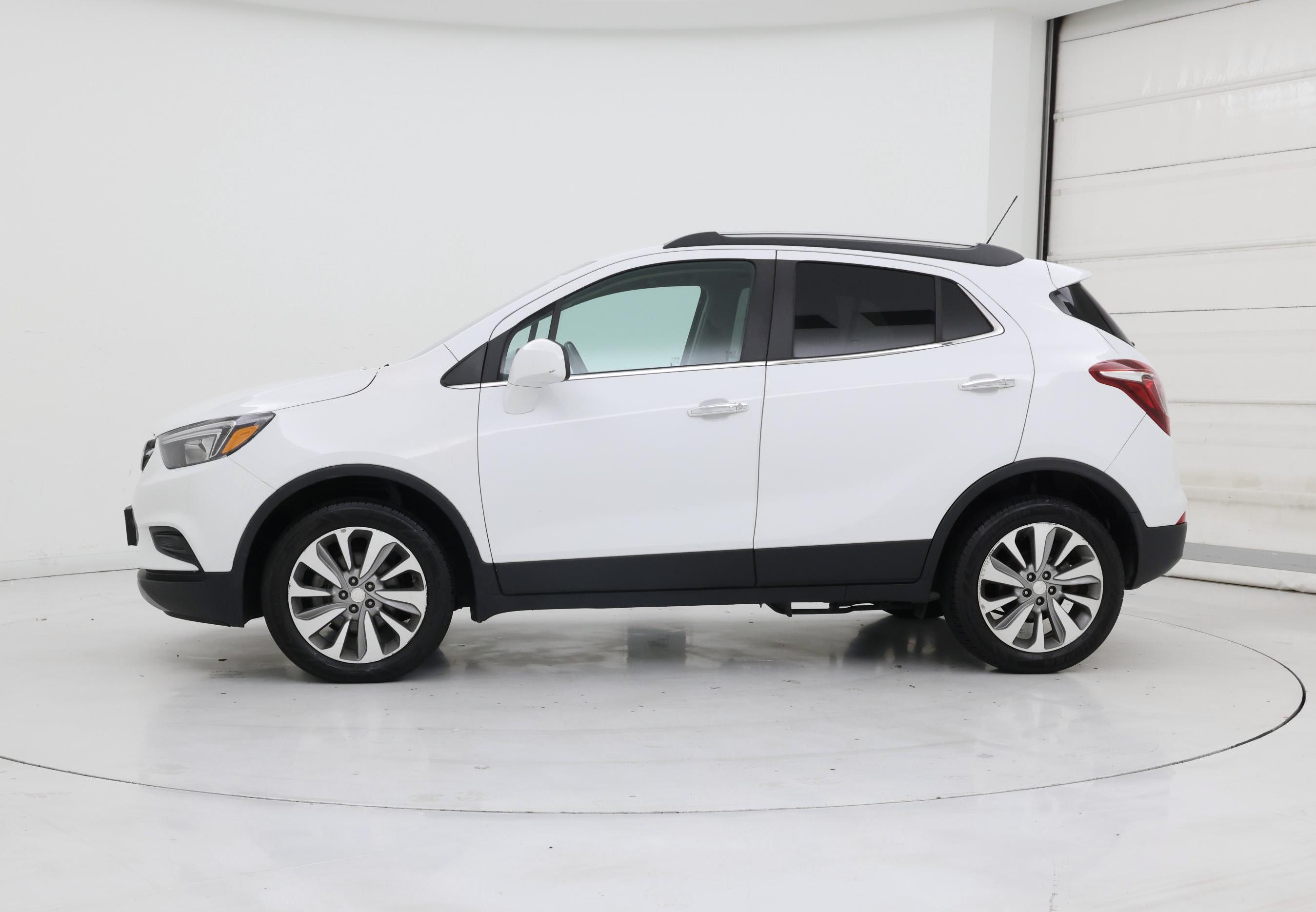 Thumbnail: 2020 Buick Encore - 3