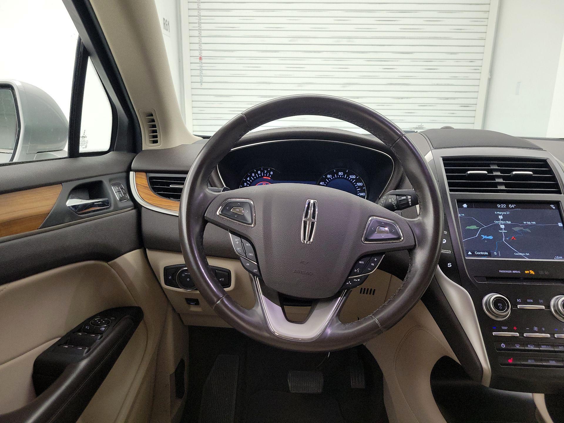 Thumbnail: 2019 Lincoln MKC - 10