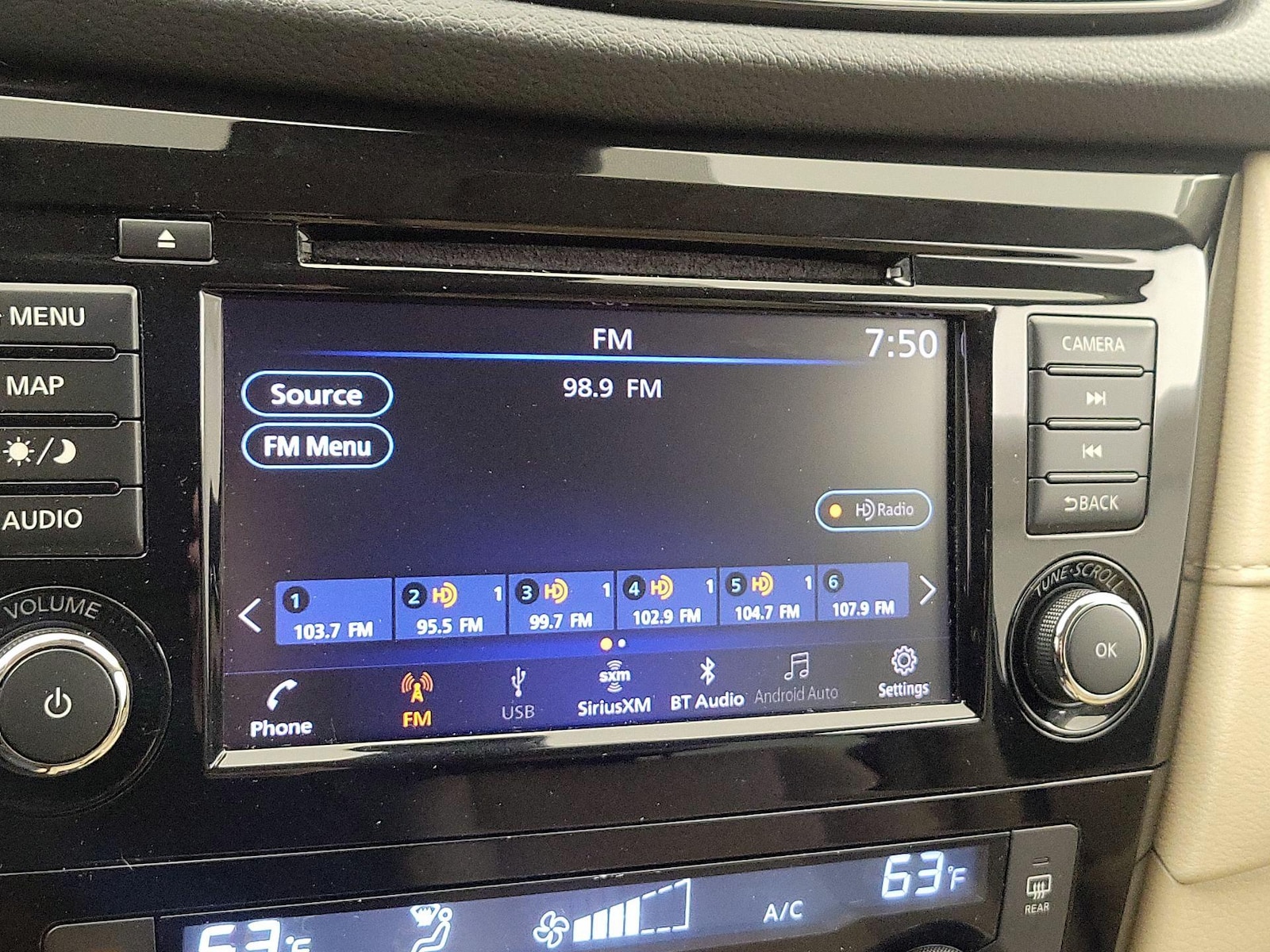 2019 Nissan Rogue SV - Photo 17
