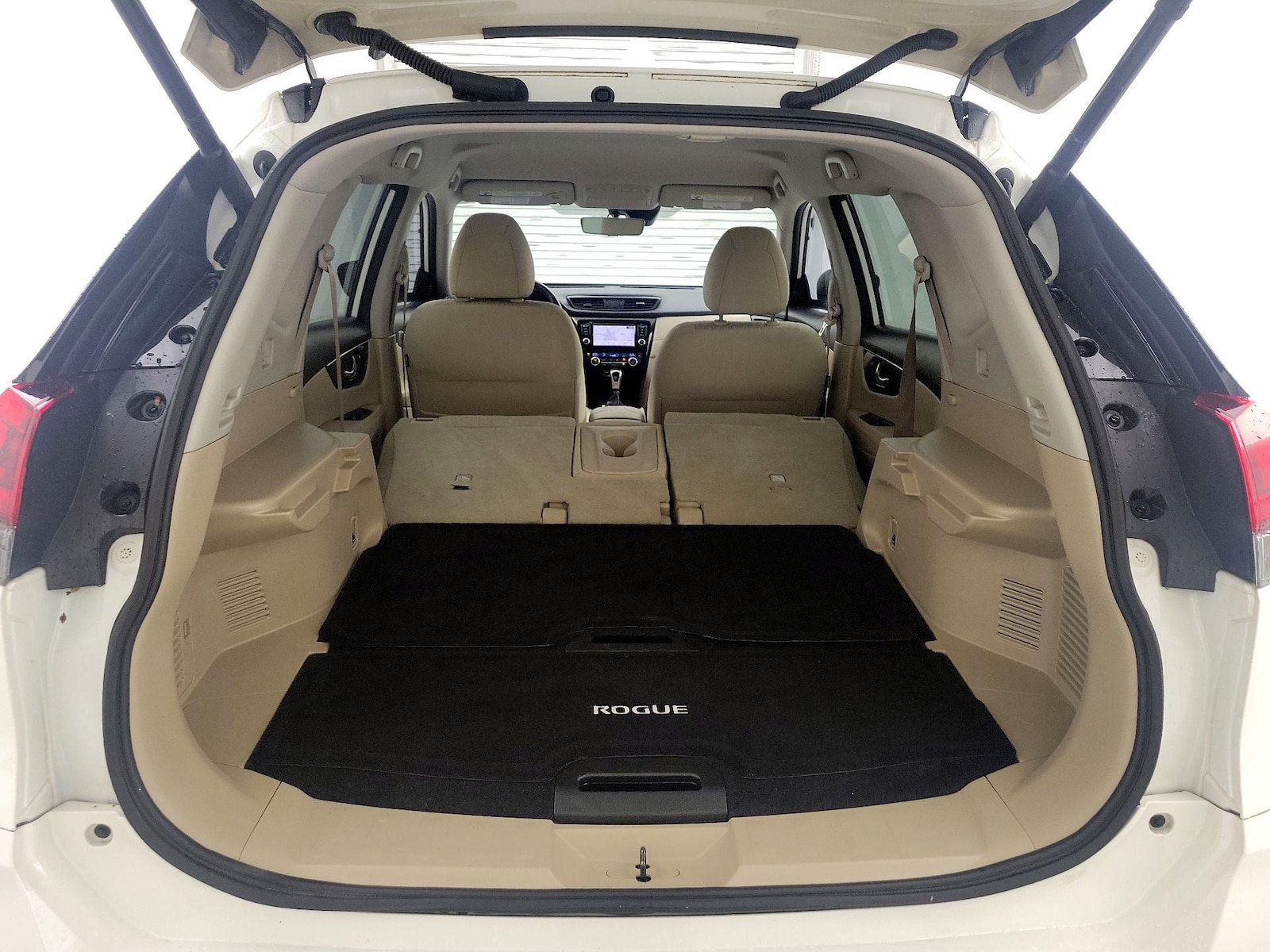 2019 Nissan Rogue SV - Photo 23