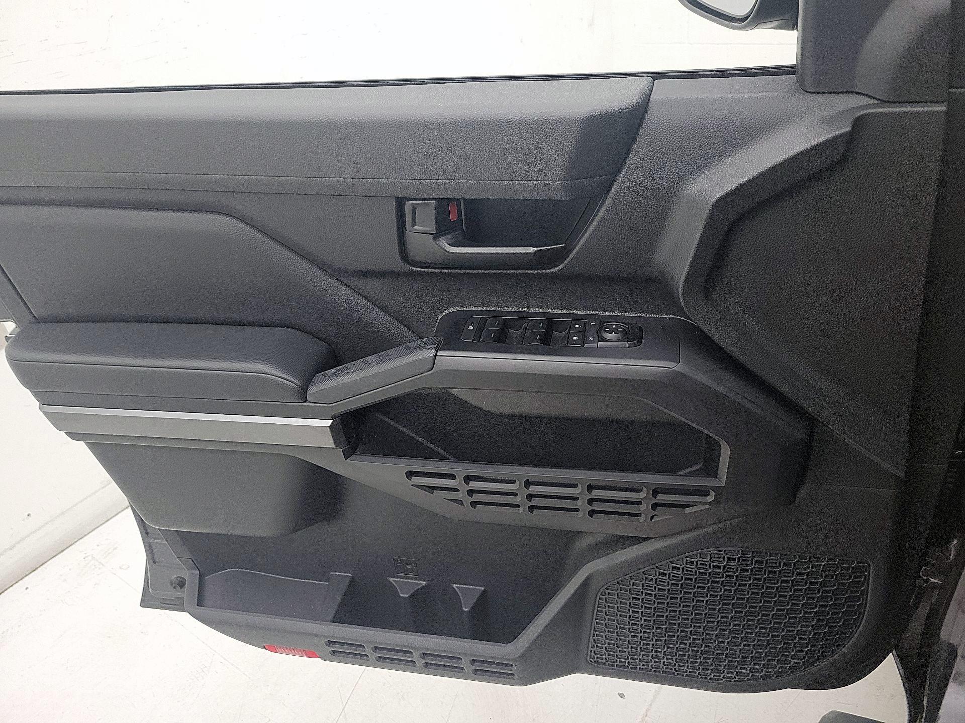 Thumbnail: 2024 Toyota Tacoma - 10