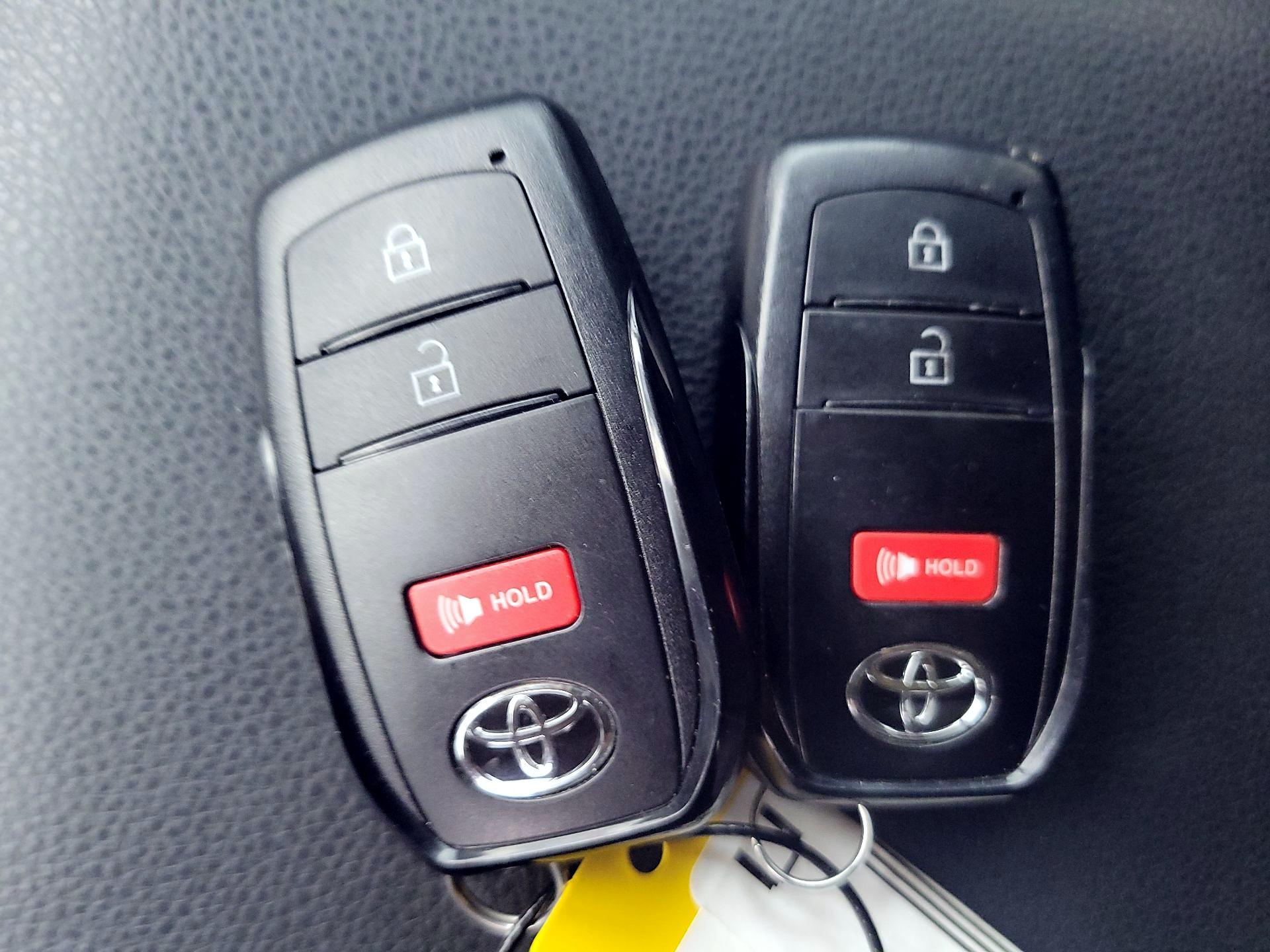 Thumbnail: 2024 Toyota Tacoma - 20