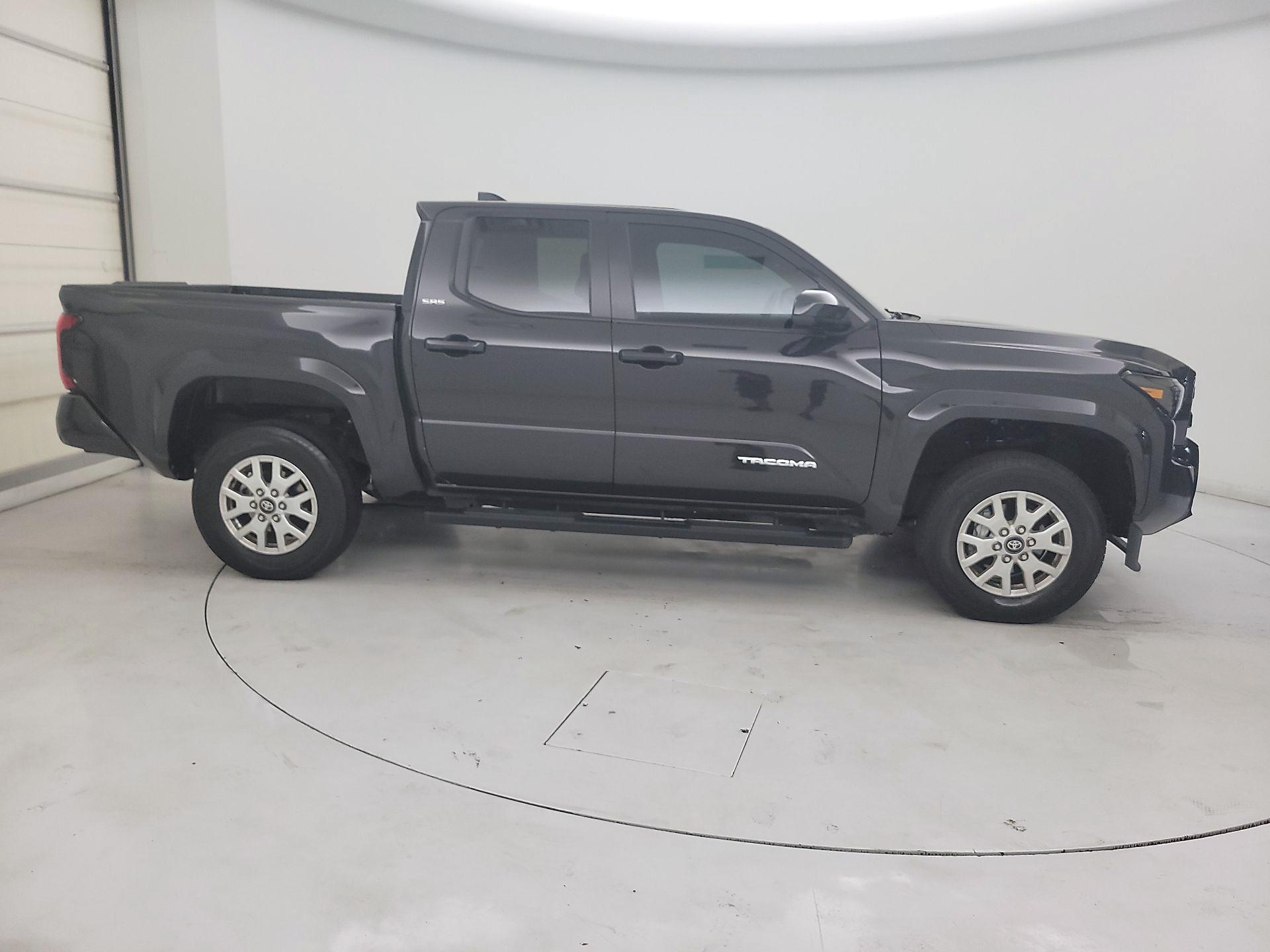 Thumbnail: 2024 Toyota Tacoma - 4