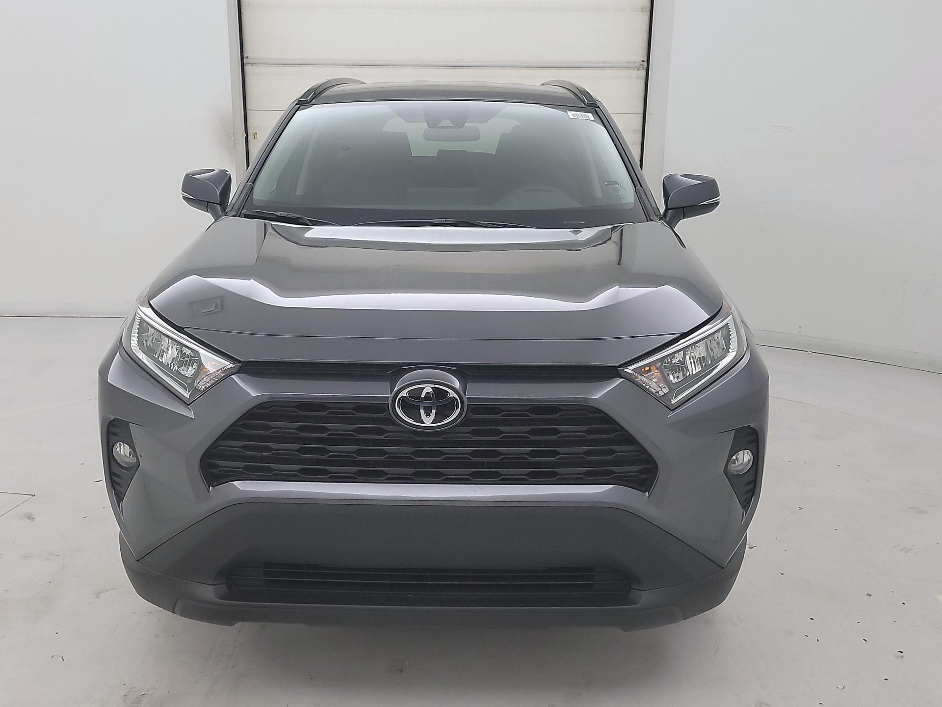 Thumbnail: 2021 Toyota RAV4 - 2