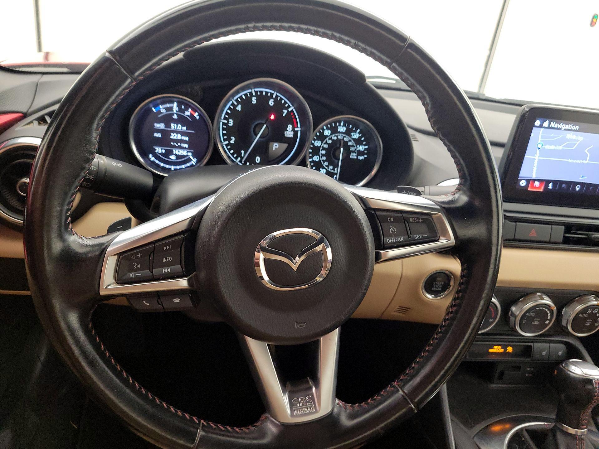 Thumbnail: 2019 Mazda MX-5 Miata - 10