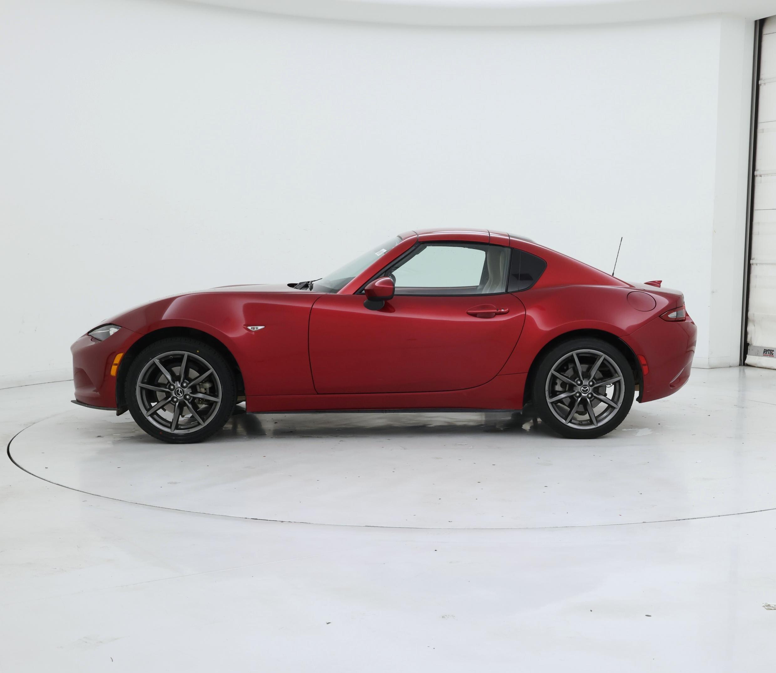 Thumbnail: 2019 Mazda MX-5 Miata - 3