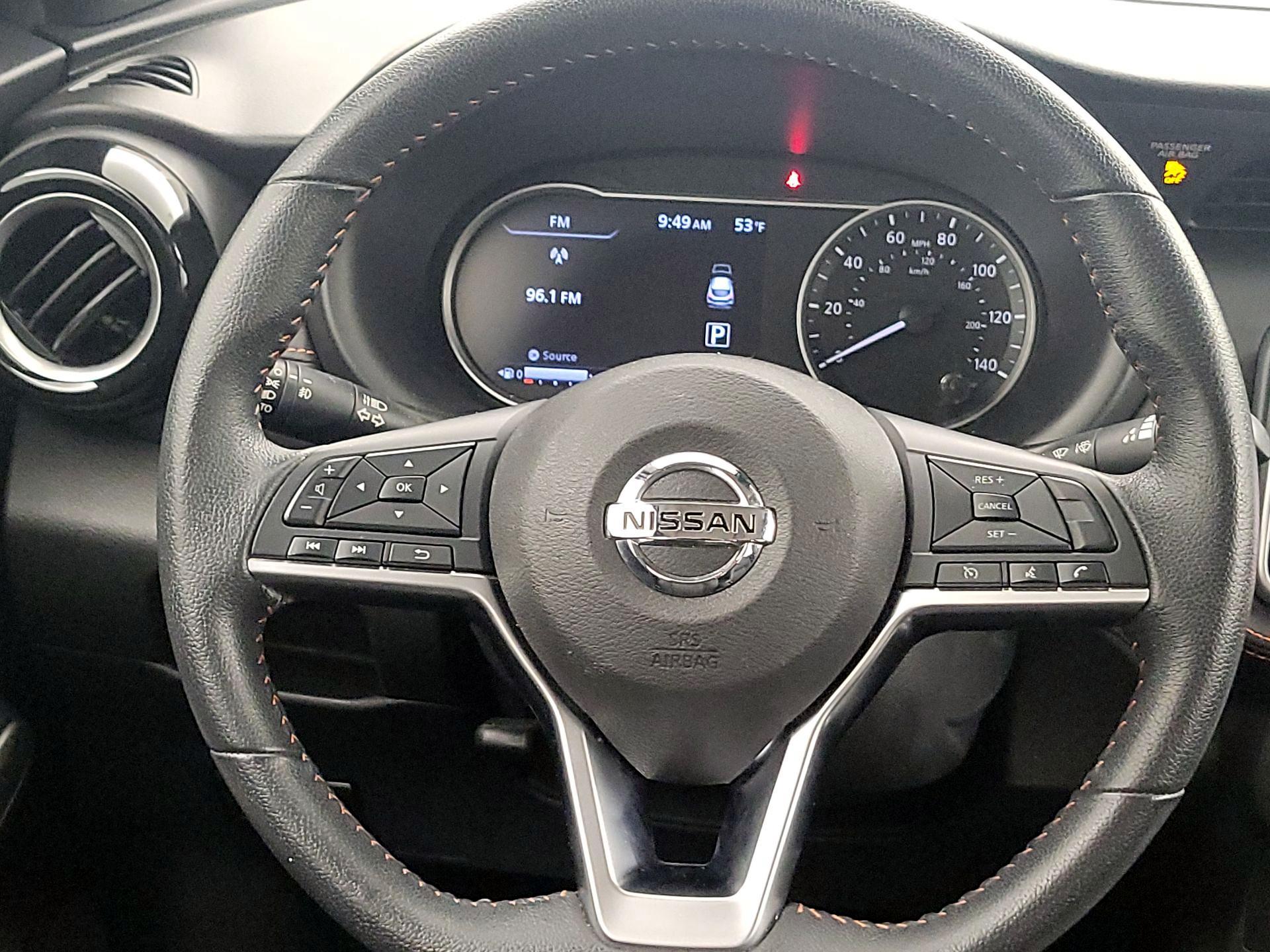 Thumbnail: 2020 Nissan Kicks - 10