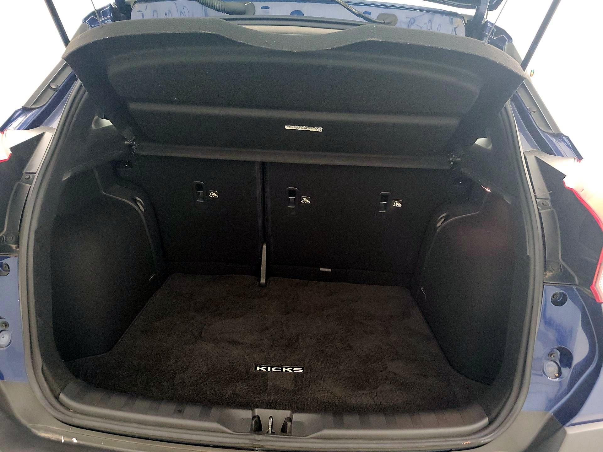 Thumbnail: 2020 Nissan Kicks - 20