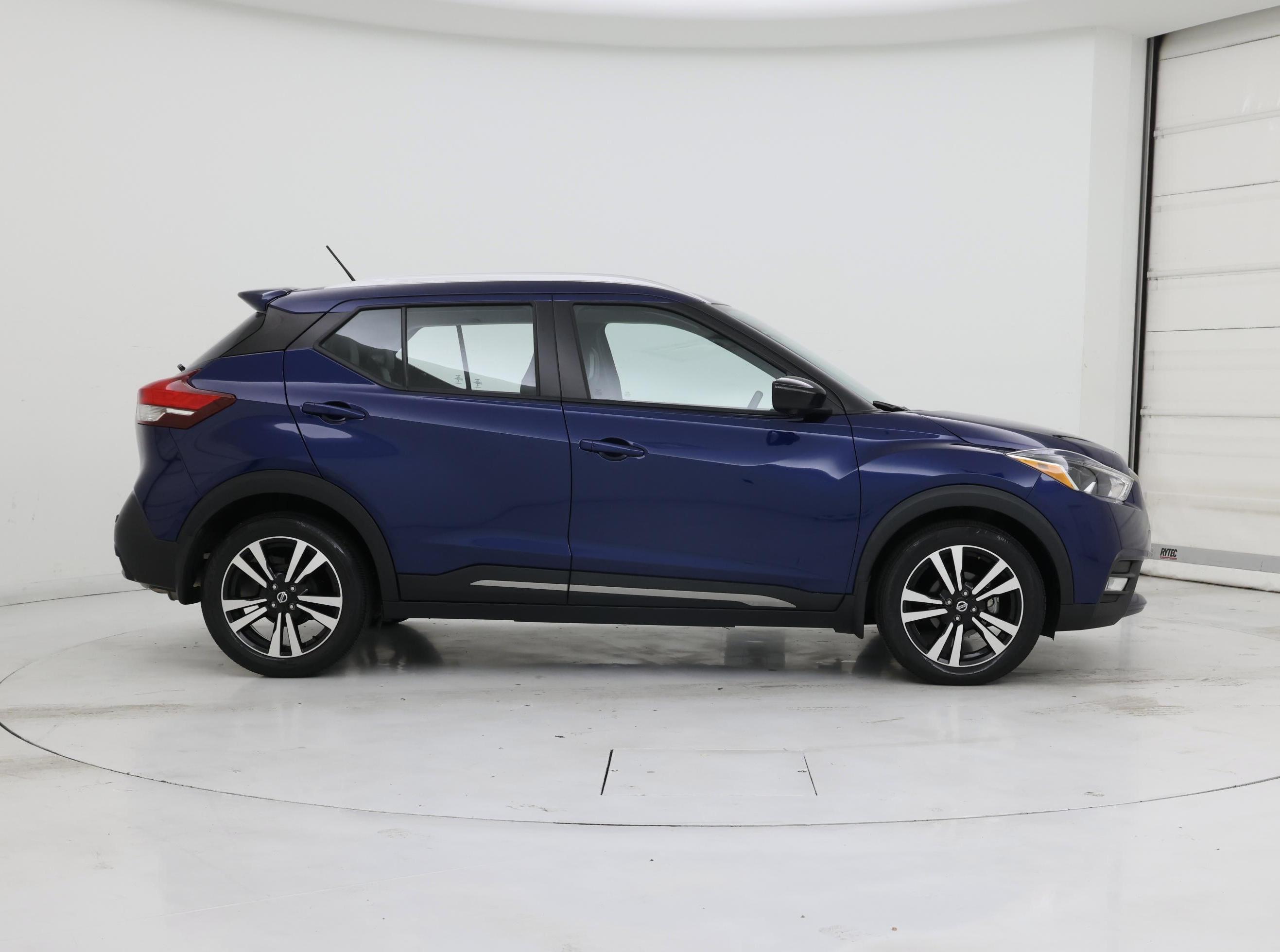 Thumbnail: 2020 Nissan Kicks - 7