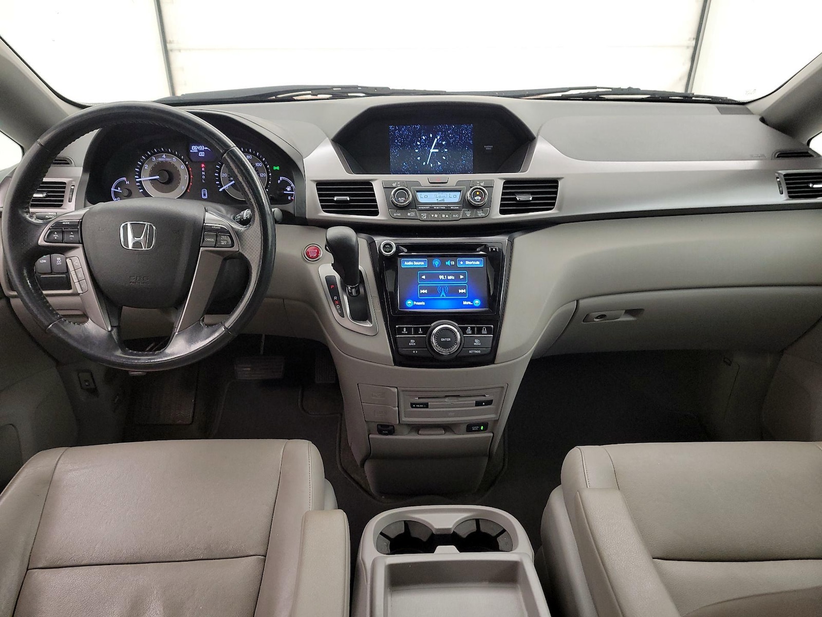 2017 Honda Odyssey EX-L - Photo 10