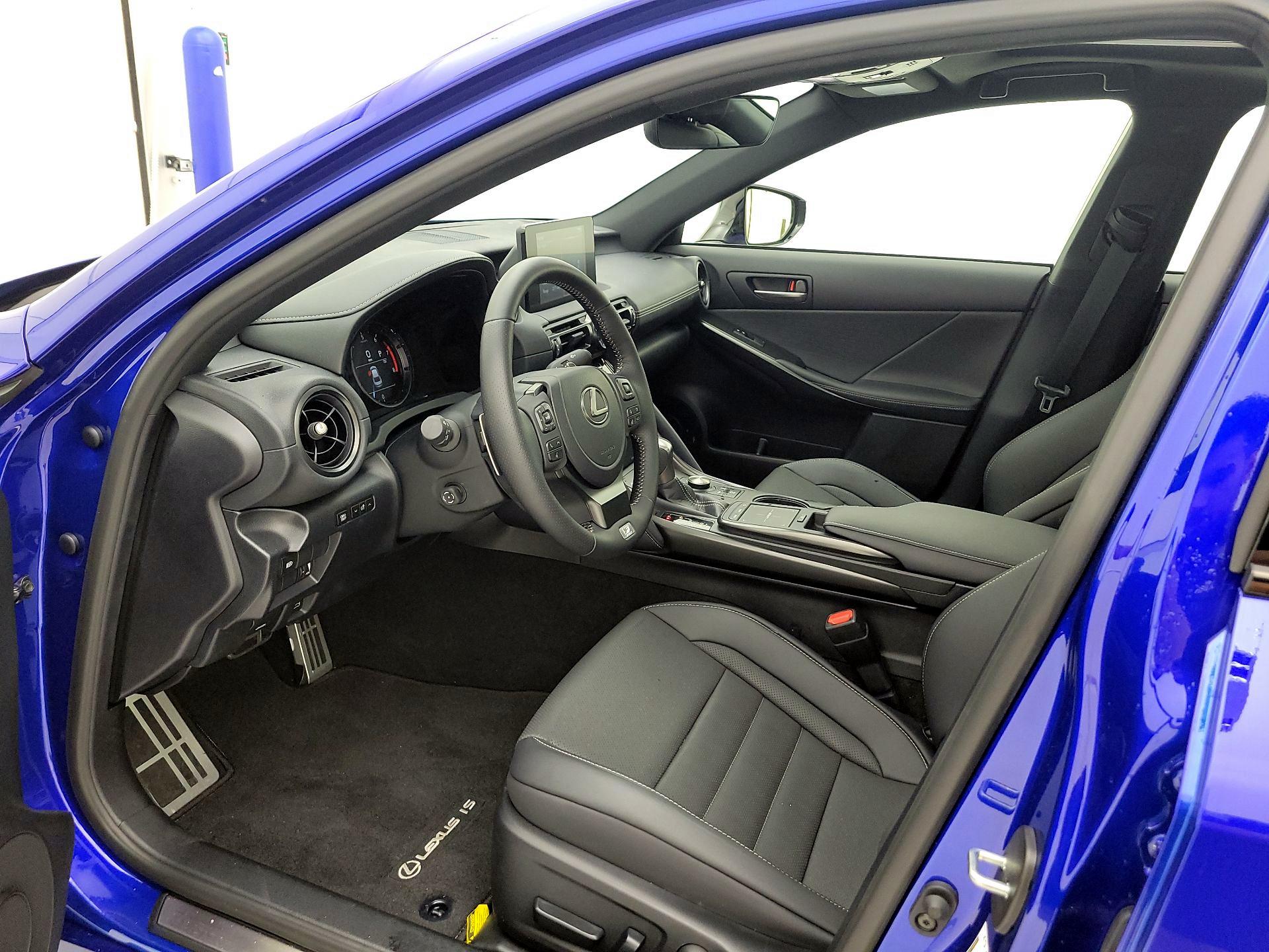 Thumbnail: 2025 Lexus IS - 11