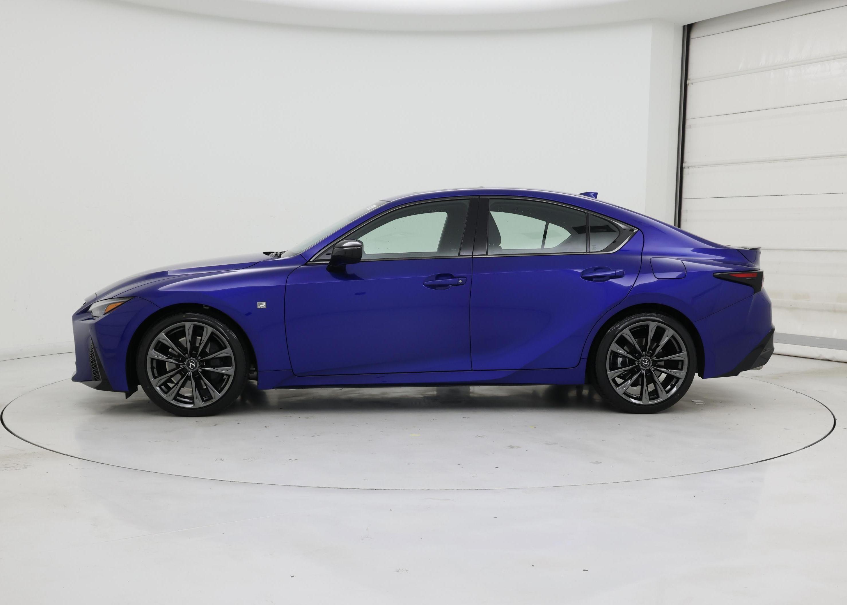 Thumbnail: 2025 Lexus IS - 3