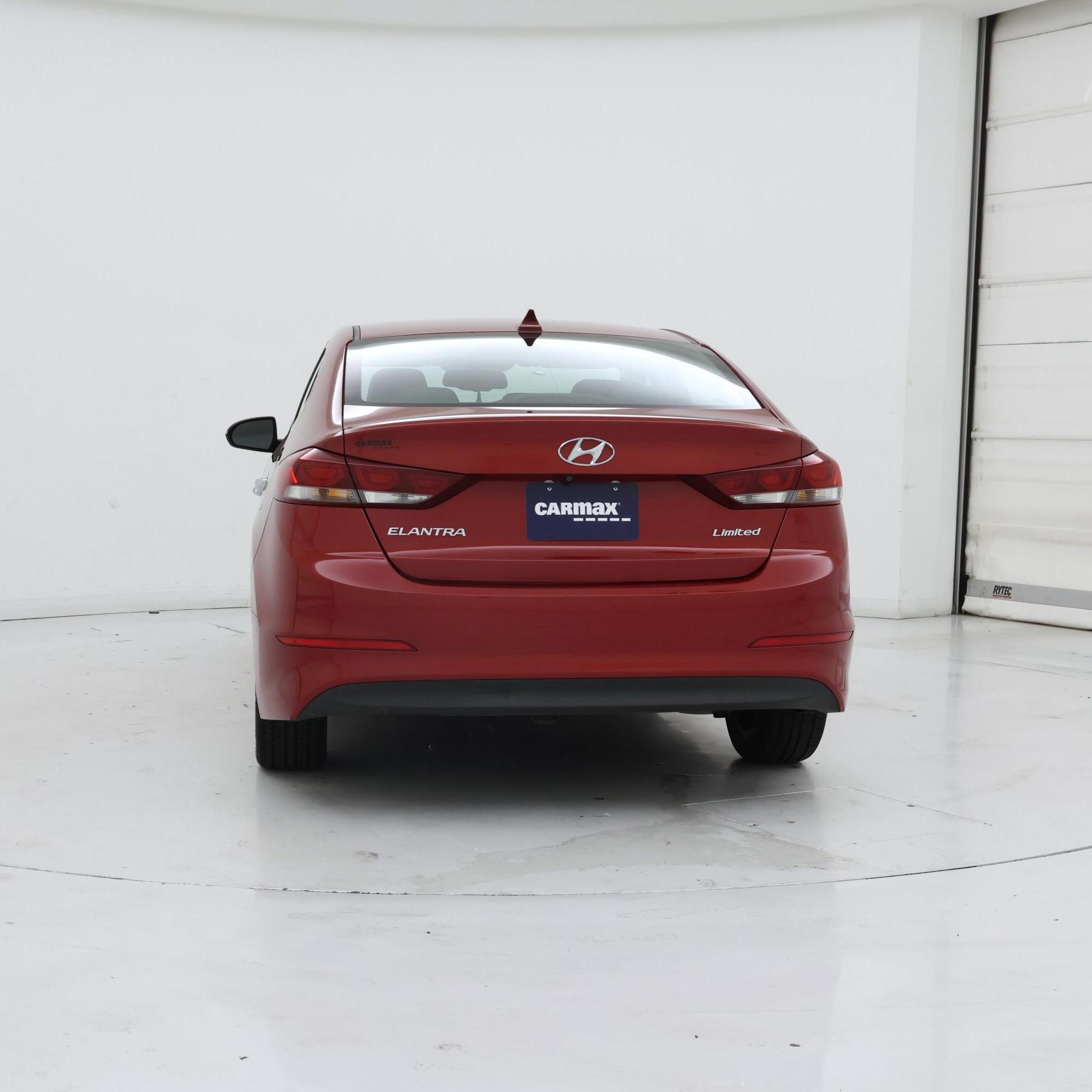 Thumbnail: 2017 Hyundai Elantra - 6