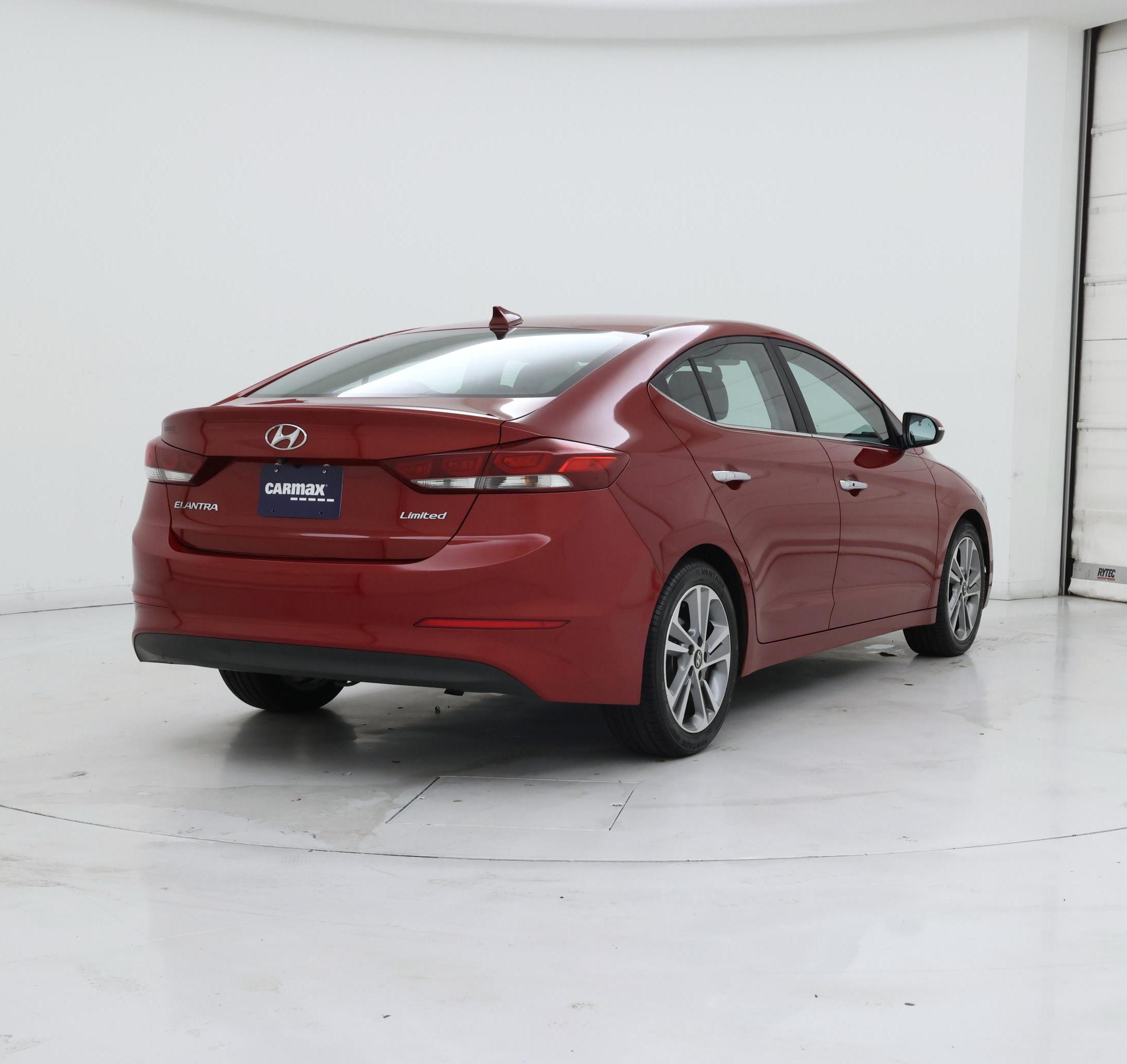 Thumbnail: 2017 Hyundai Elantra - 8