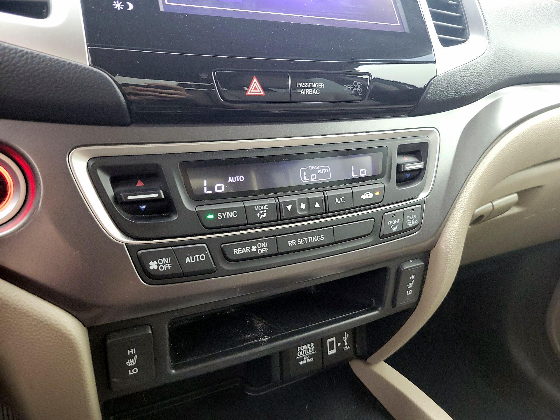 Thumbnail: 2017 Honda Ridgeline - 17