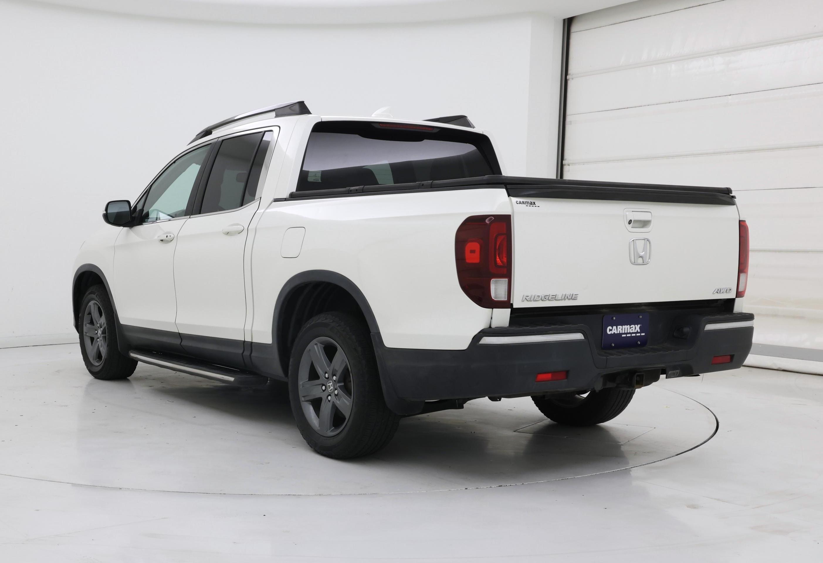 Thumbnail: 2017 Honda Ridgeline - 2