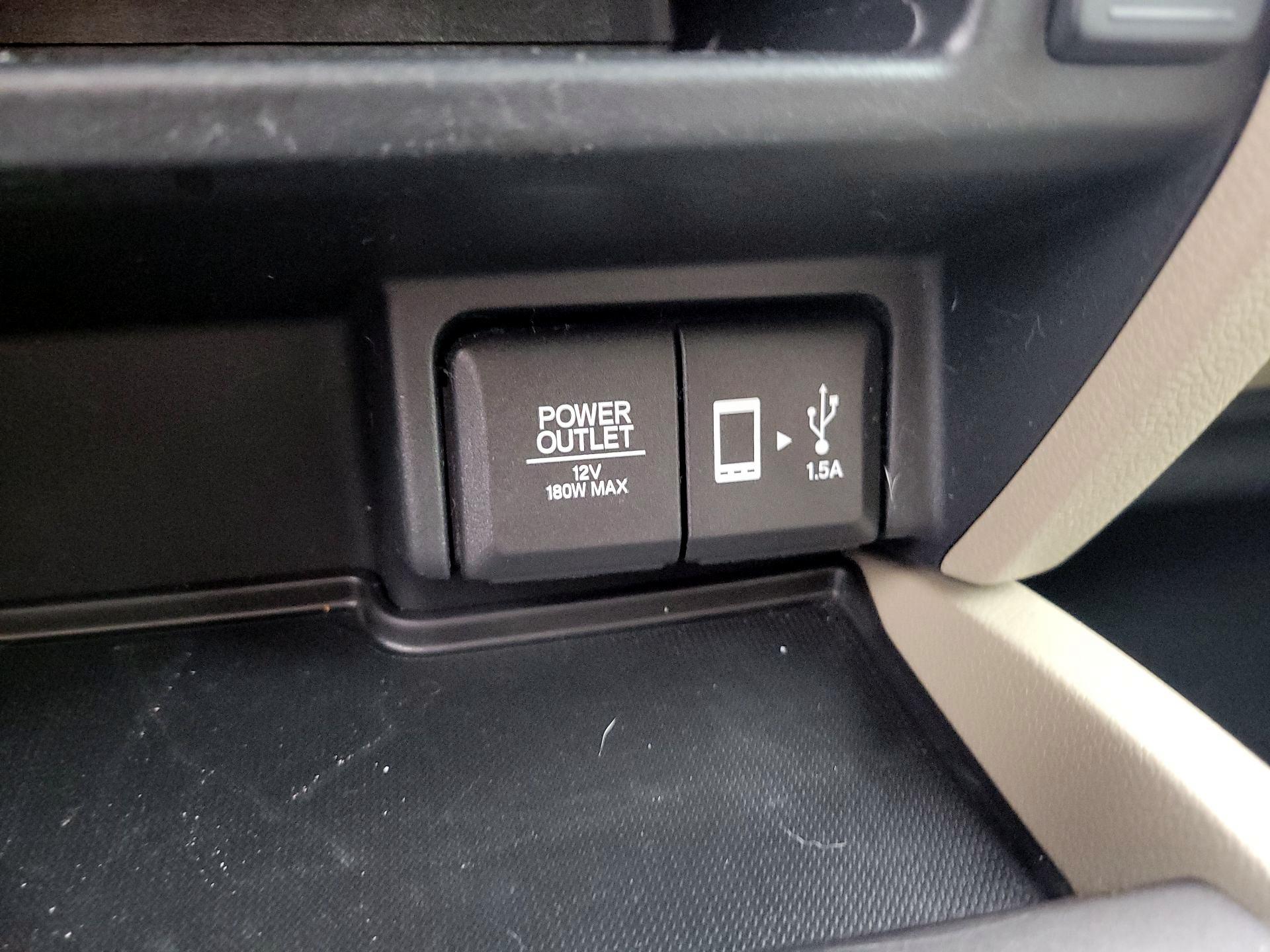 Thumbnail: 2017 Honda Ridgeline - 19