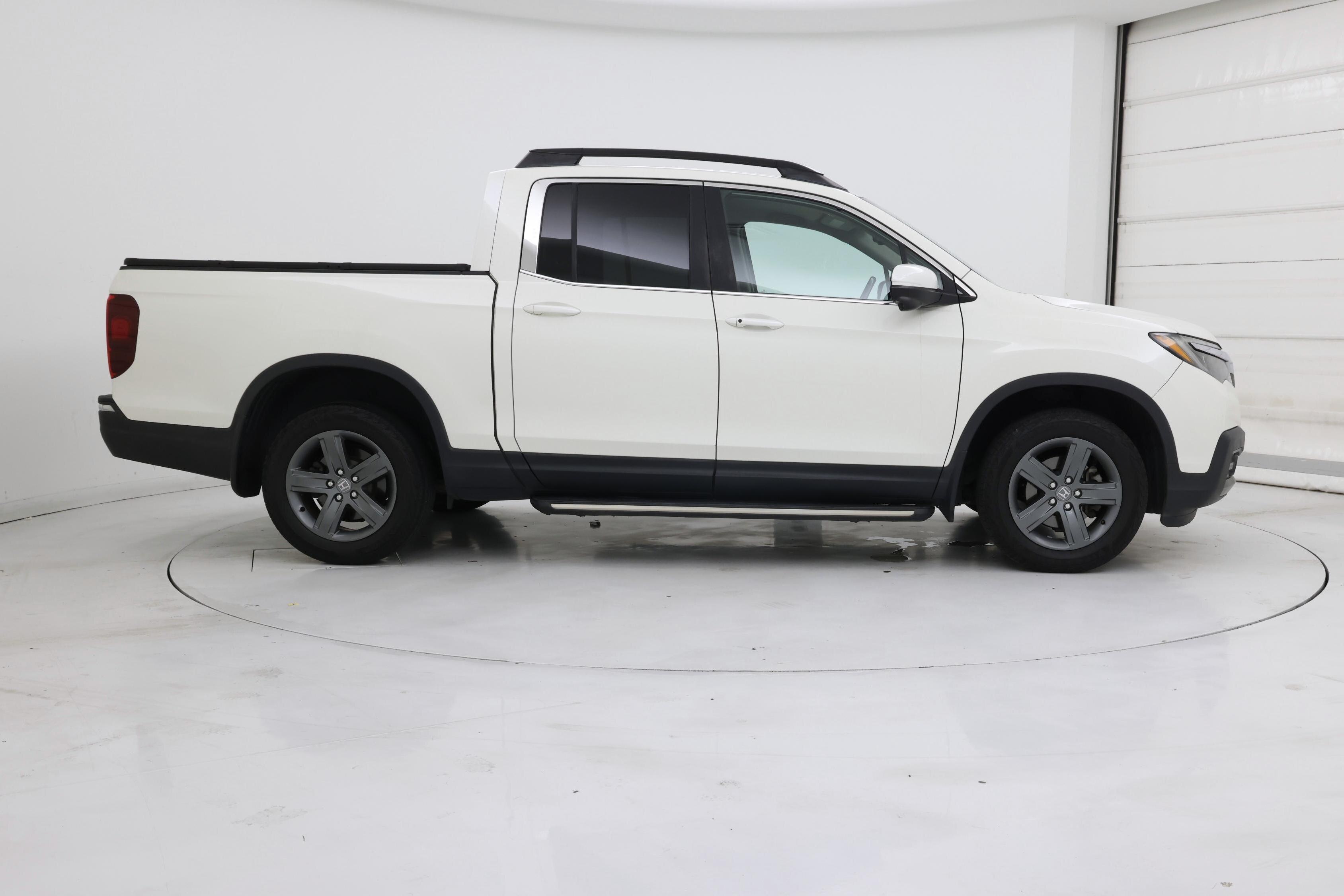 Thumbnail: 2017 Honda Ridgeline - 7