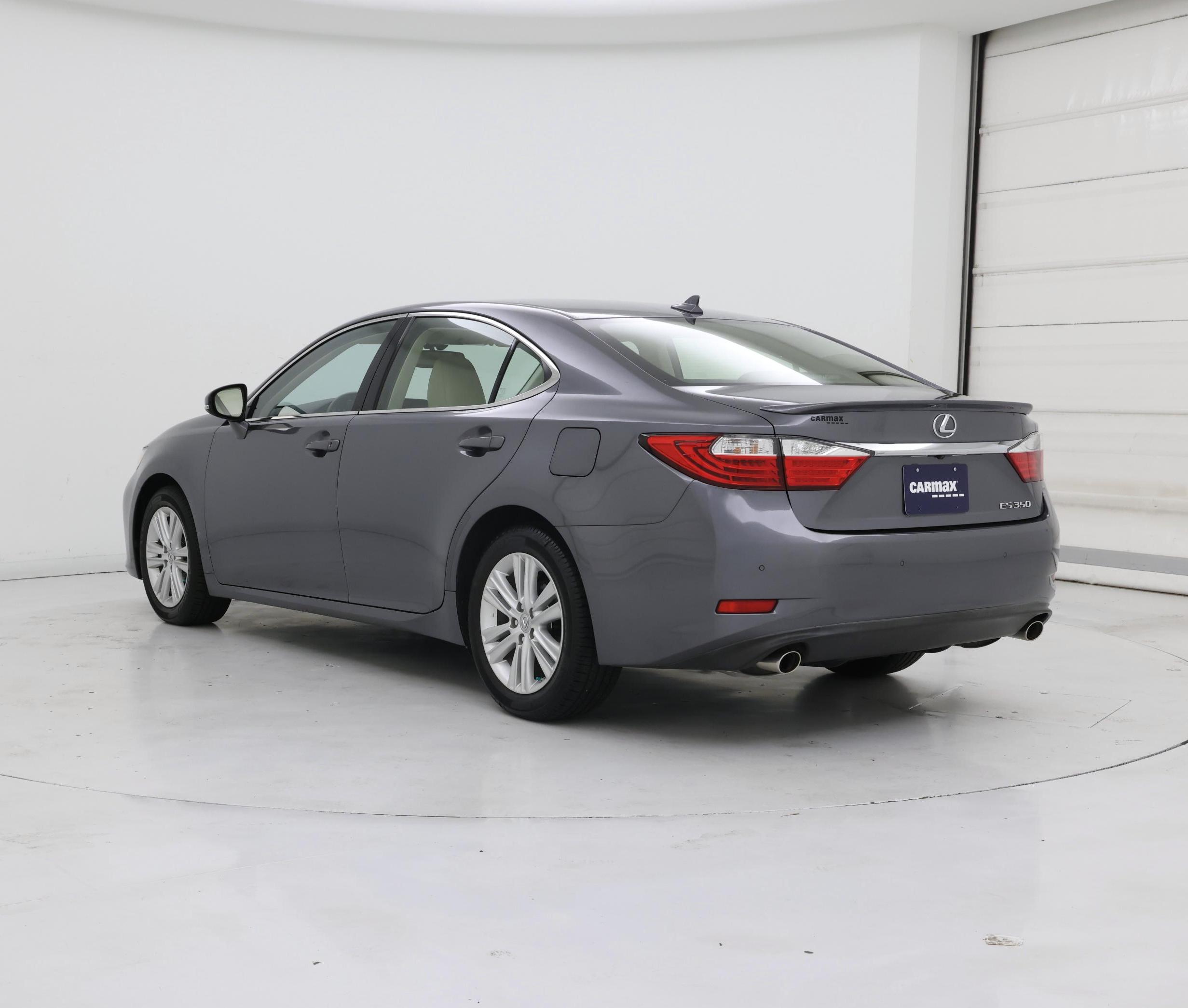 Thumbnail: 2014 Lexus ES - 2