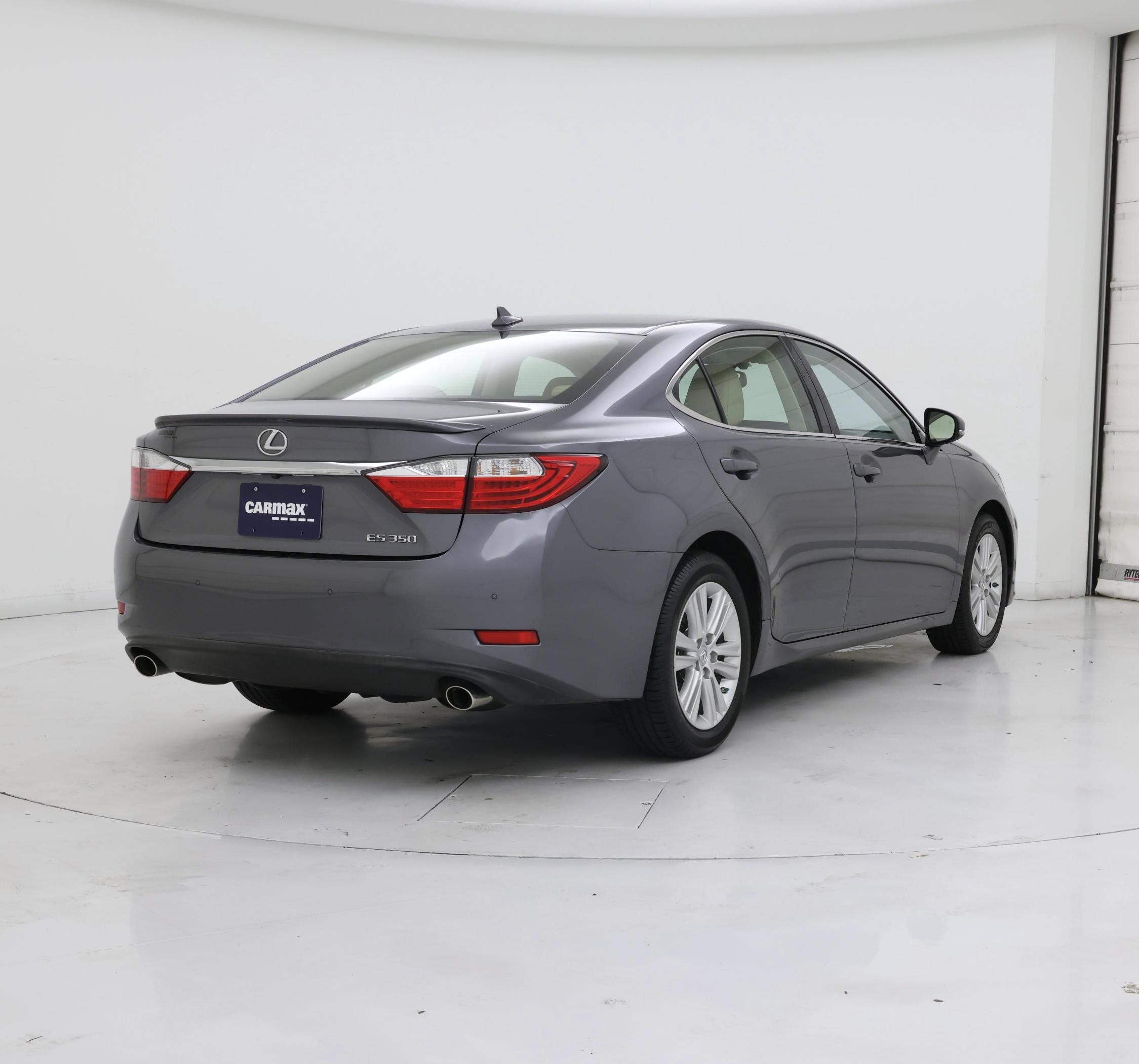 Thumbnail: 2014 Lexus ES - 8