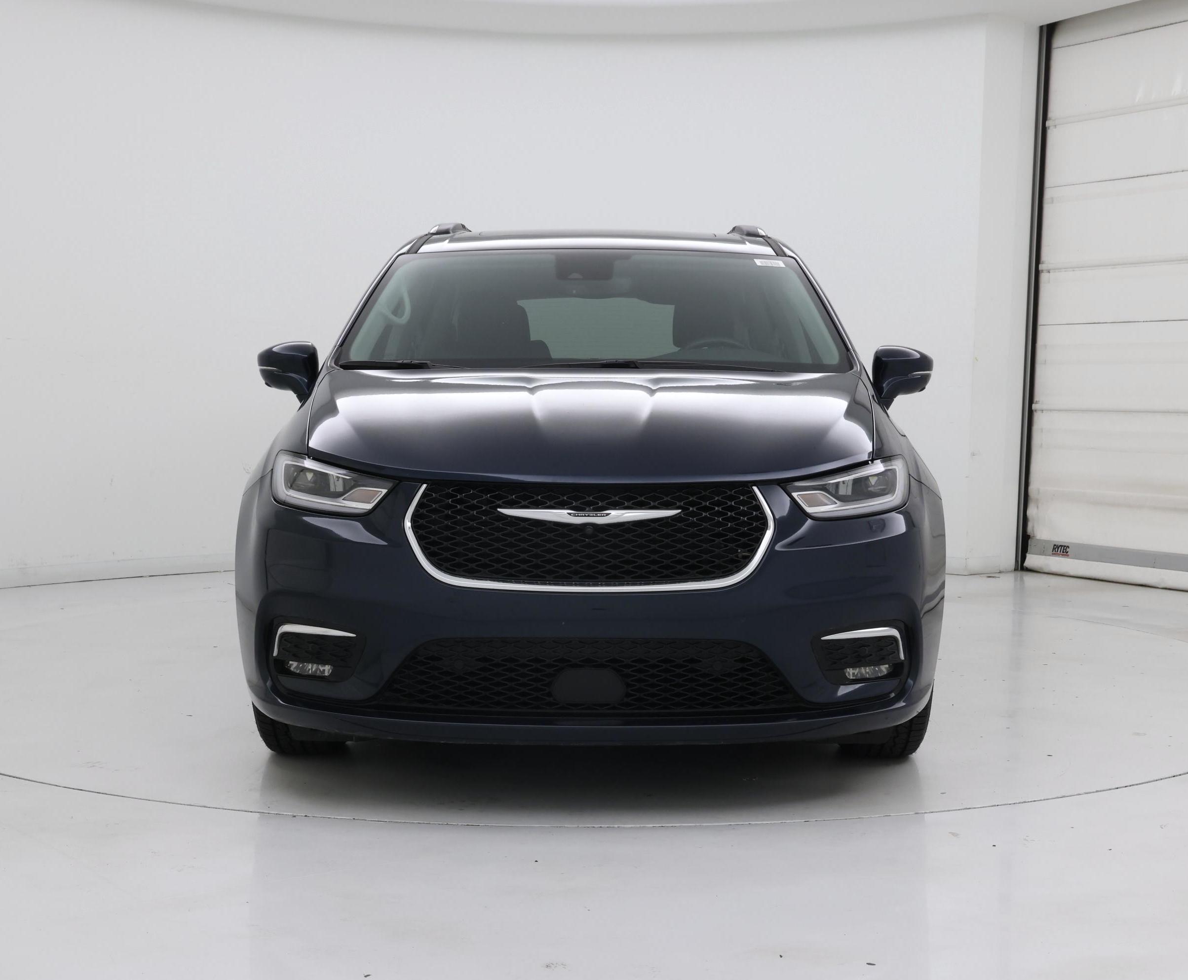 Thumbnail: 2021 Chrysler Pacifica - 5