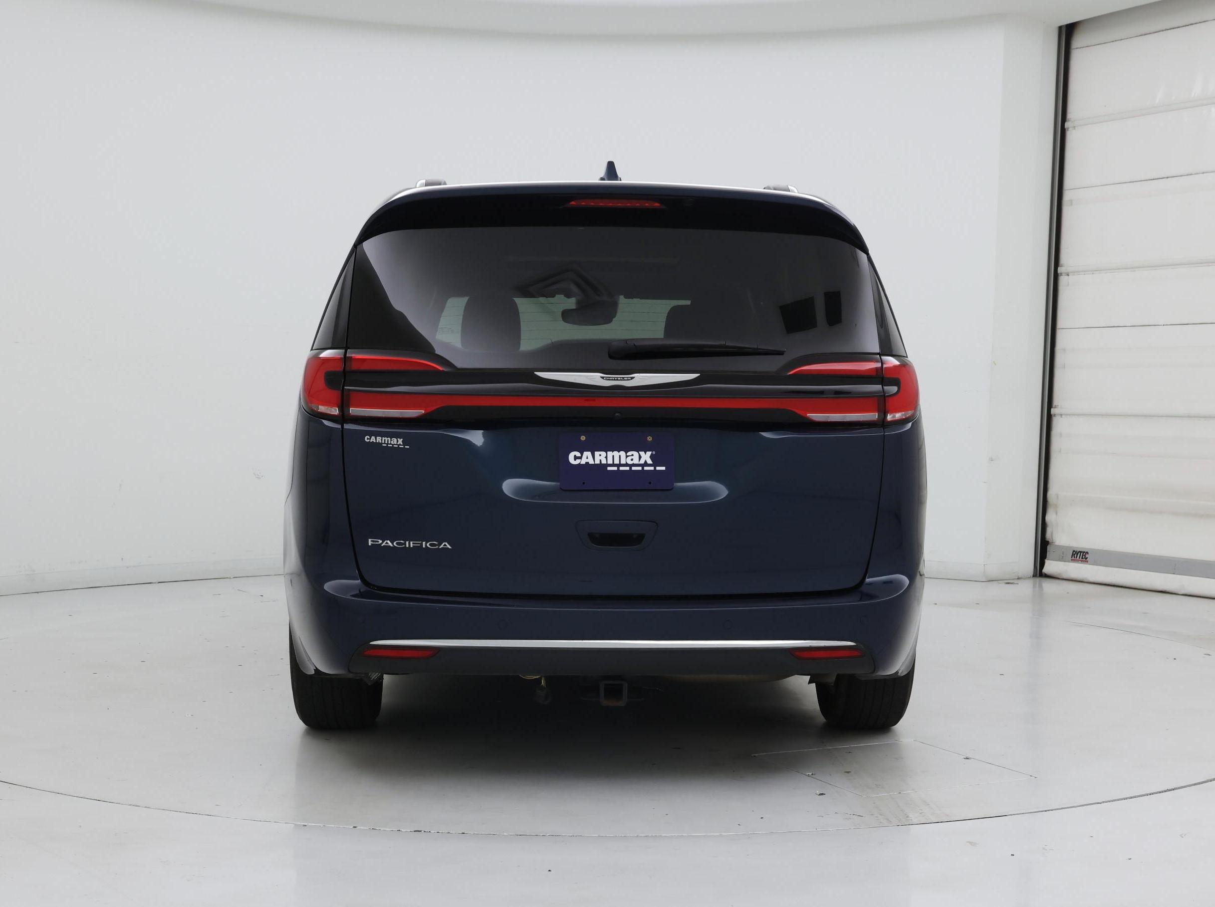 Thumbnail: 2021 Chrysler Pacifica - 6