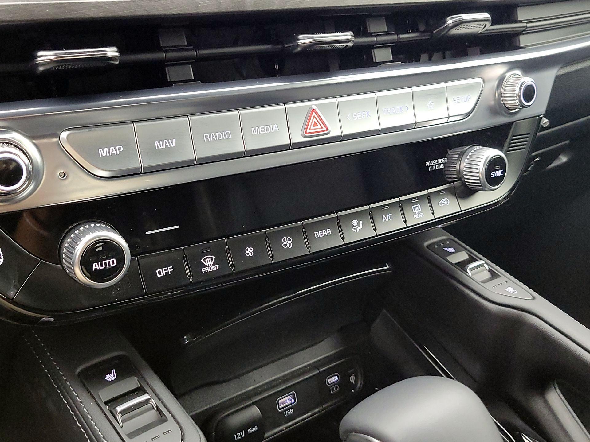 Thumbnail: 2025 Kia Telluride - 17