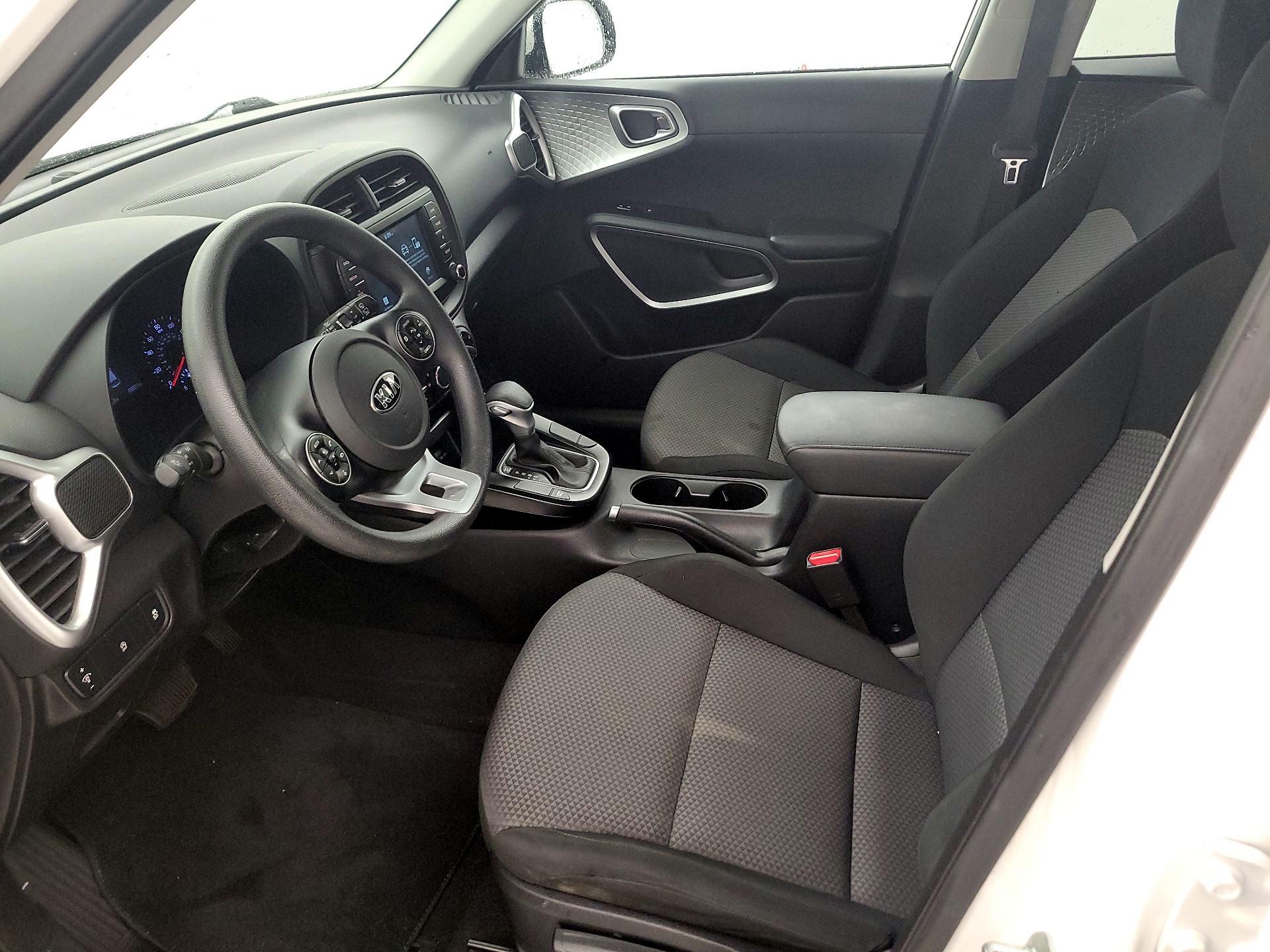 Thumbnail: 2020 Kia Soul - 11