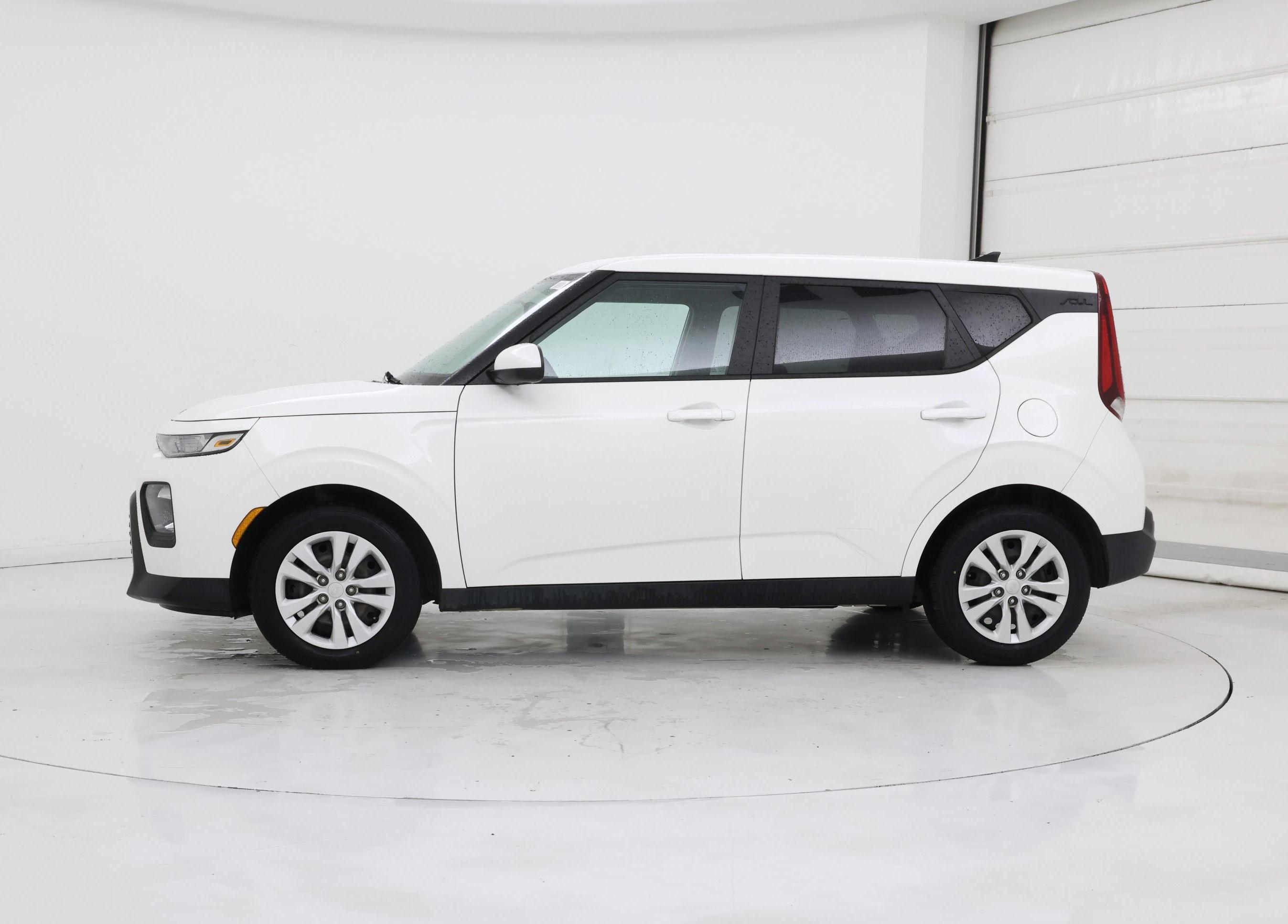 Thumbnail: 2020 Kia Soul - 3