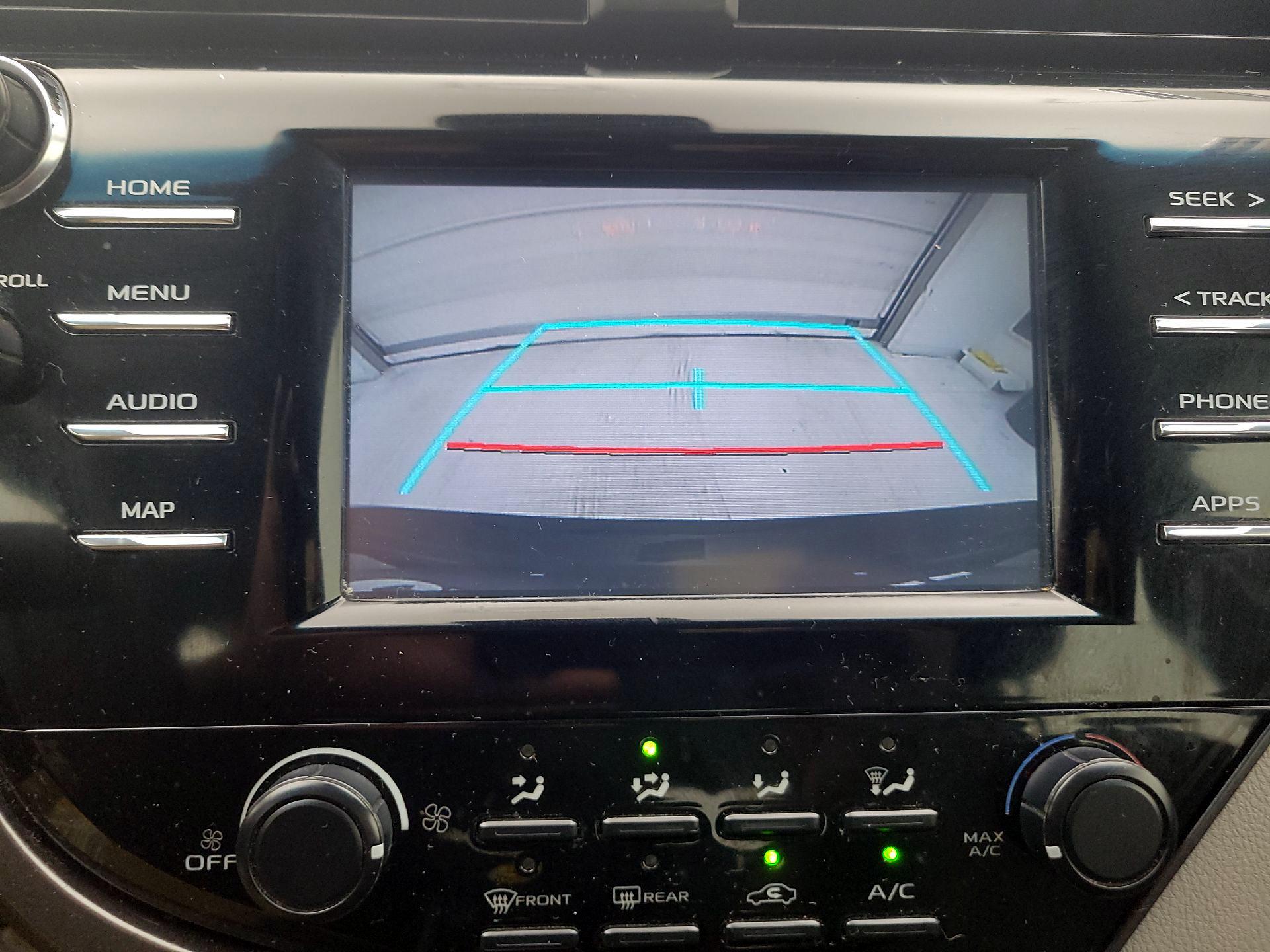 Thumbnail: 2019 Toyota Camry - 14