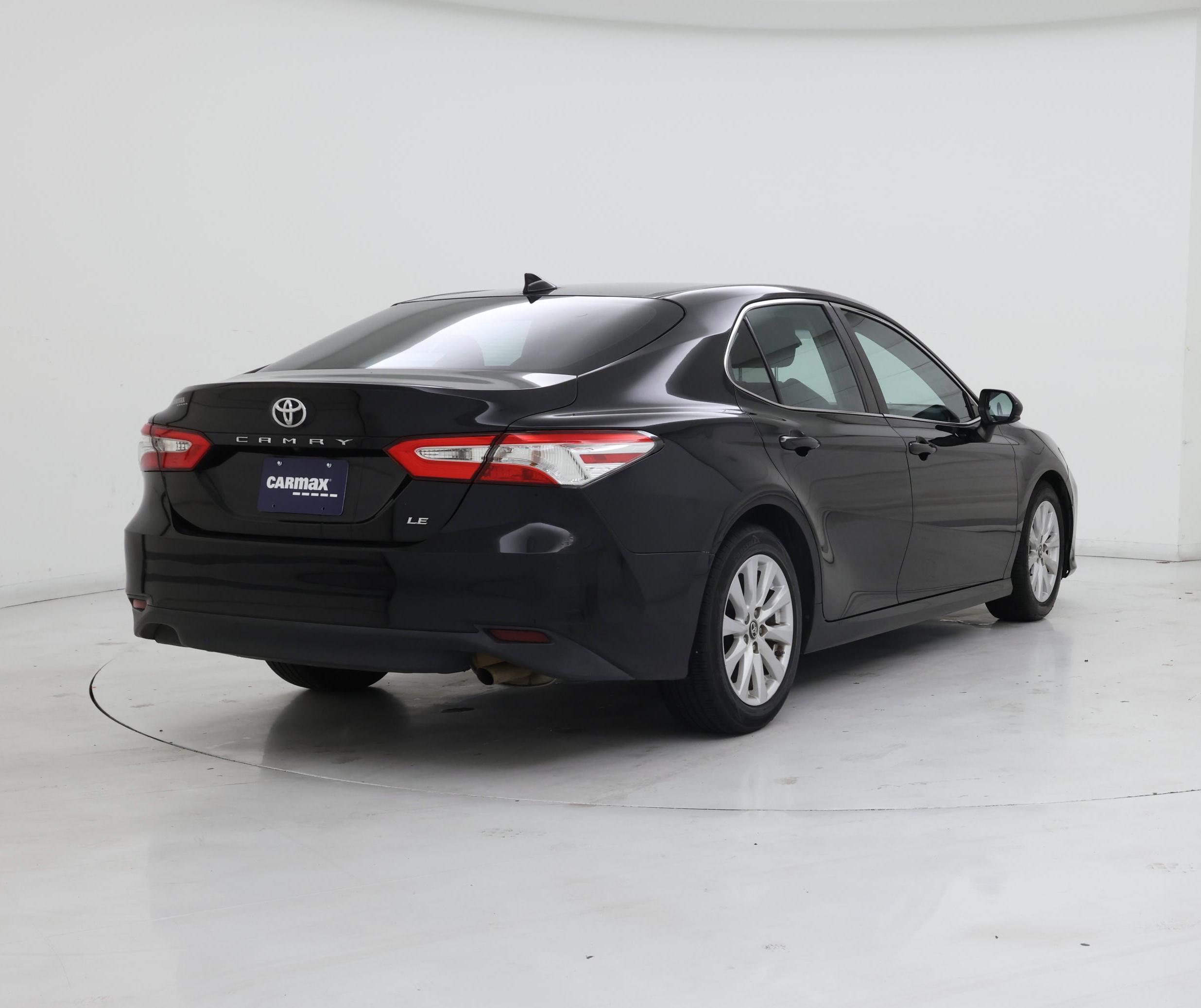 Thumbnail: 2019 Toyota Camry - 8