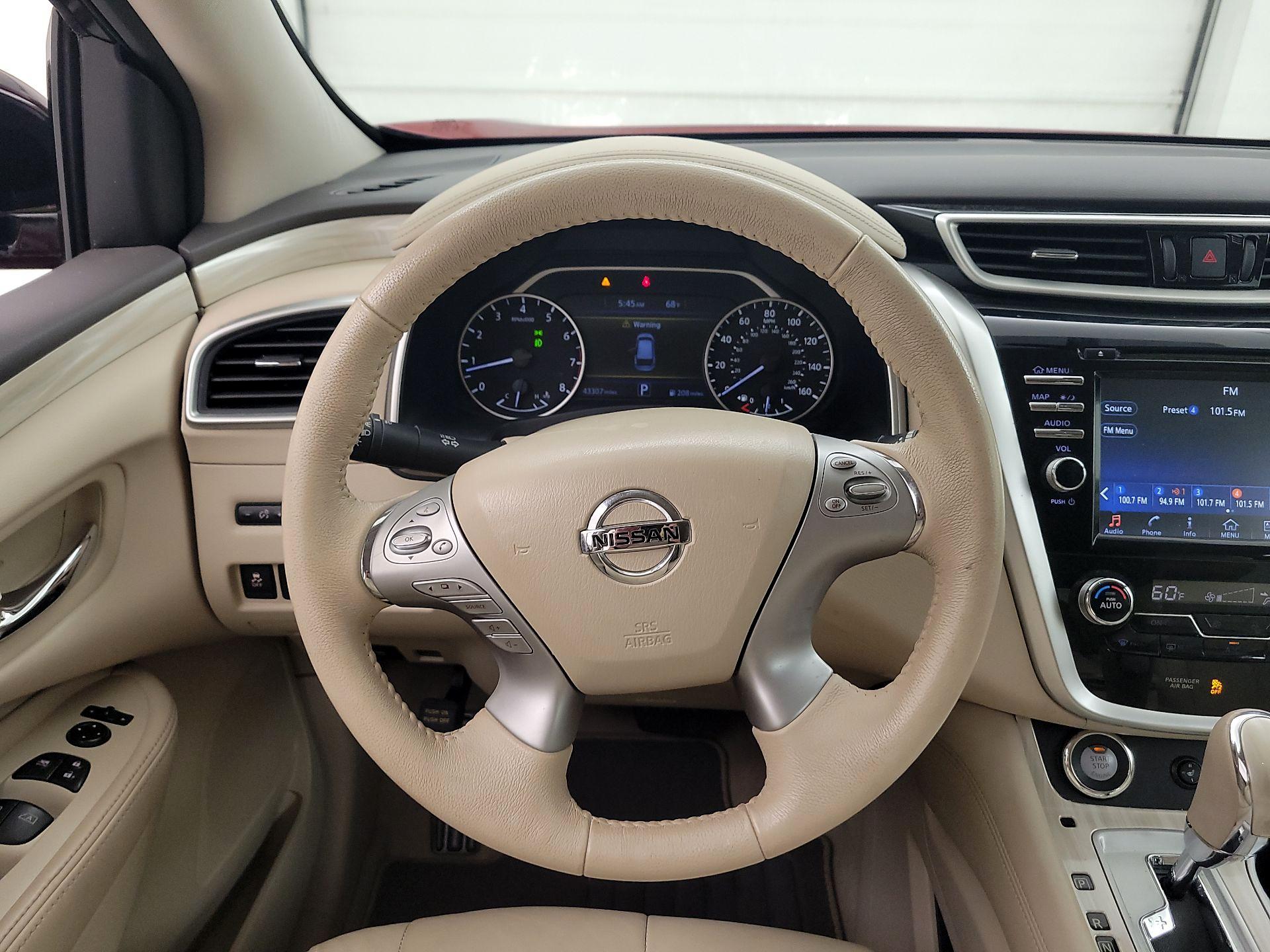 Thumbnail: 2015 Nissan Murano - 10