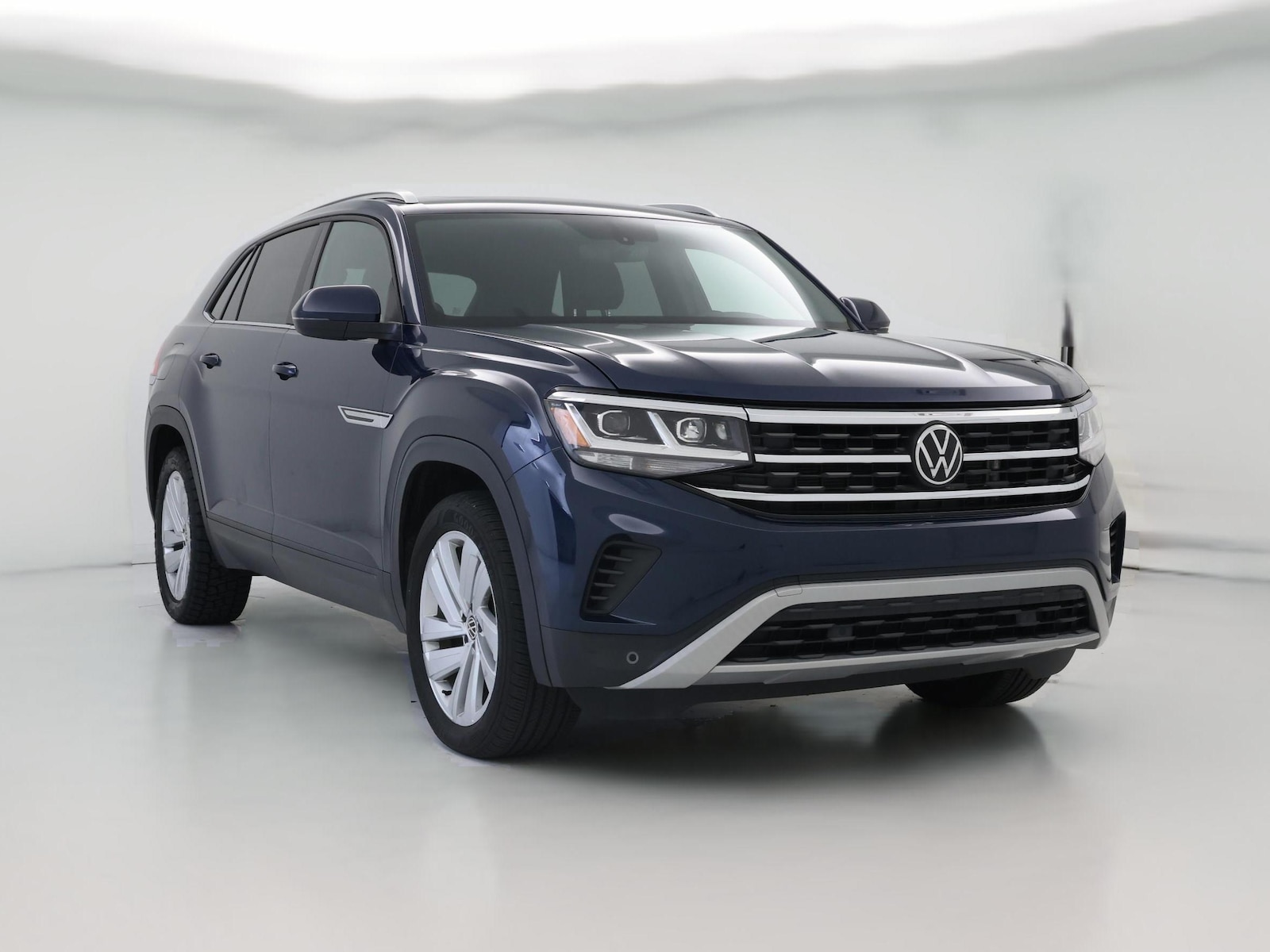 2023 Volkswagen Atlas Cross Sport SE w/Tech