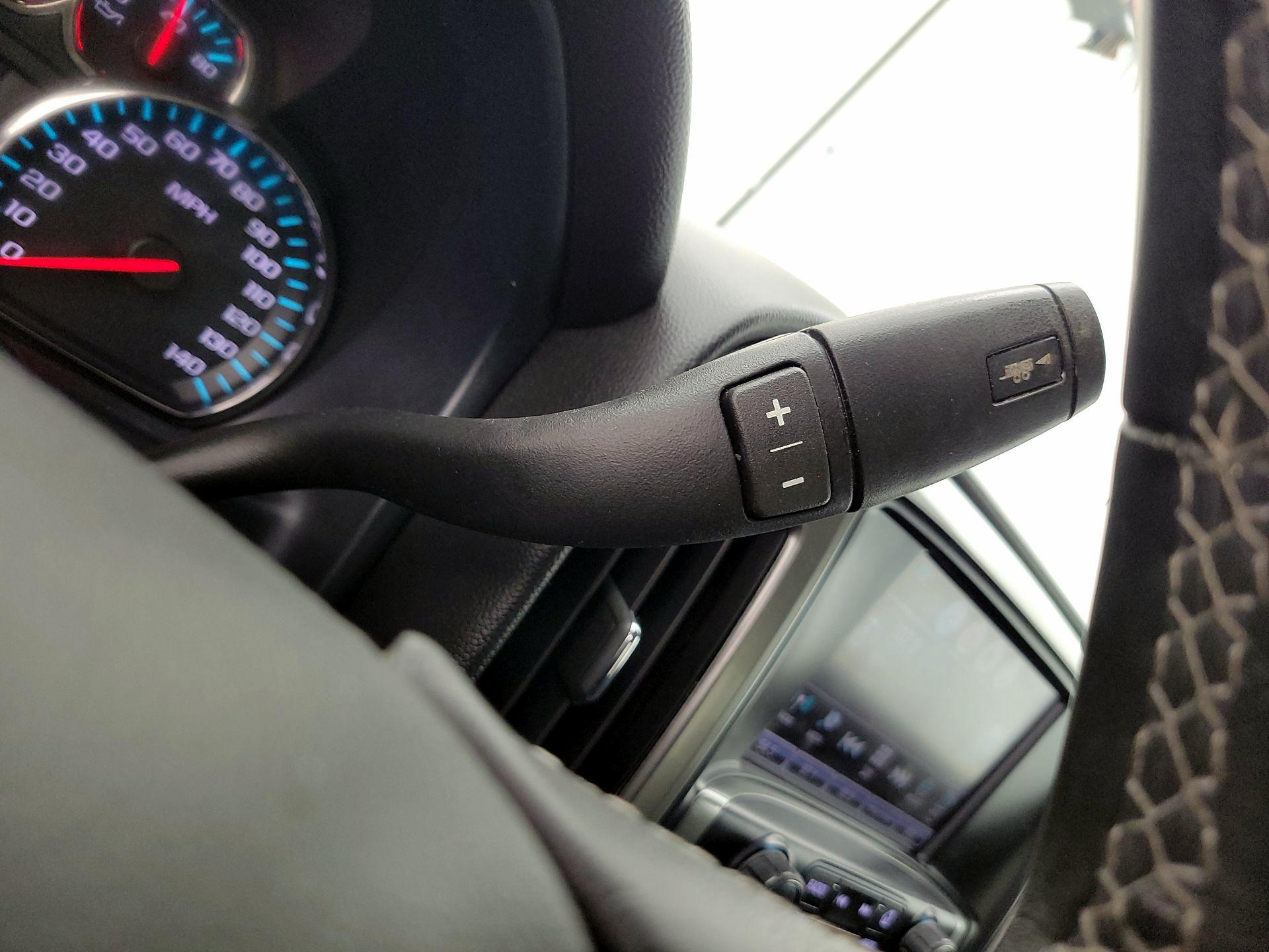Thumbnail: 2018 Chevrolet Silverado 1500 - 17