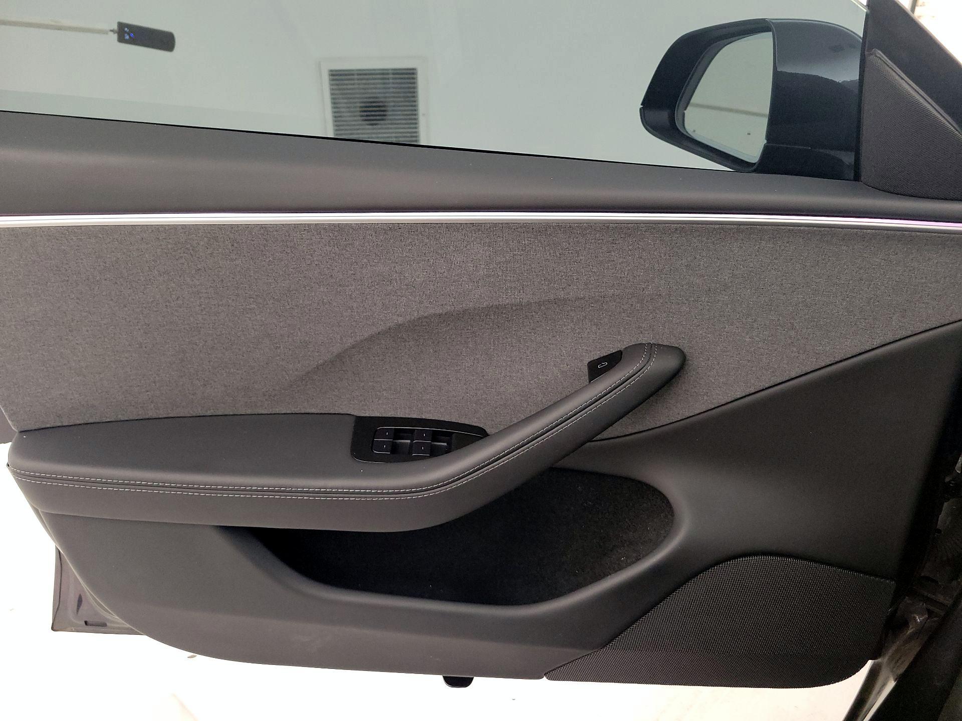 Thumbnail: 2024 Tesla Model 3 - 12