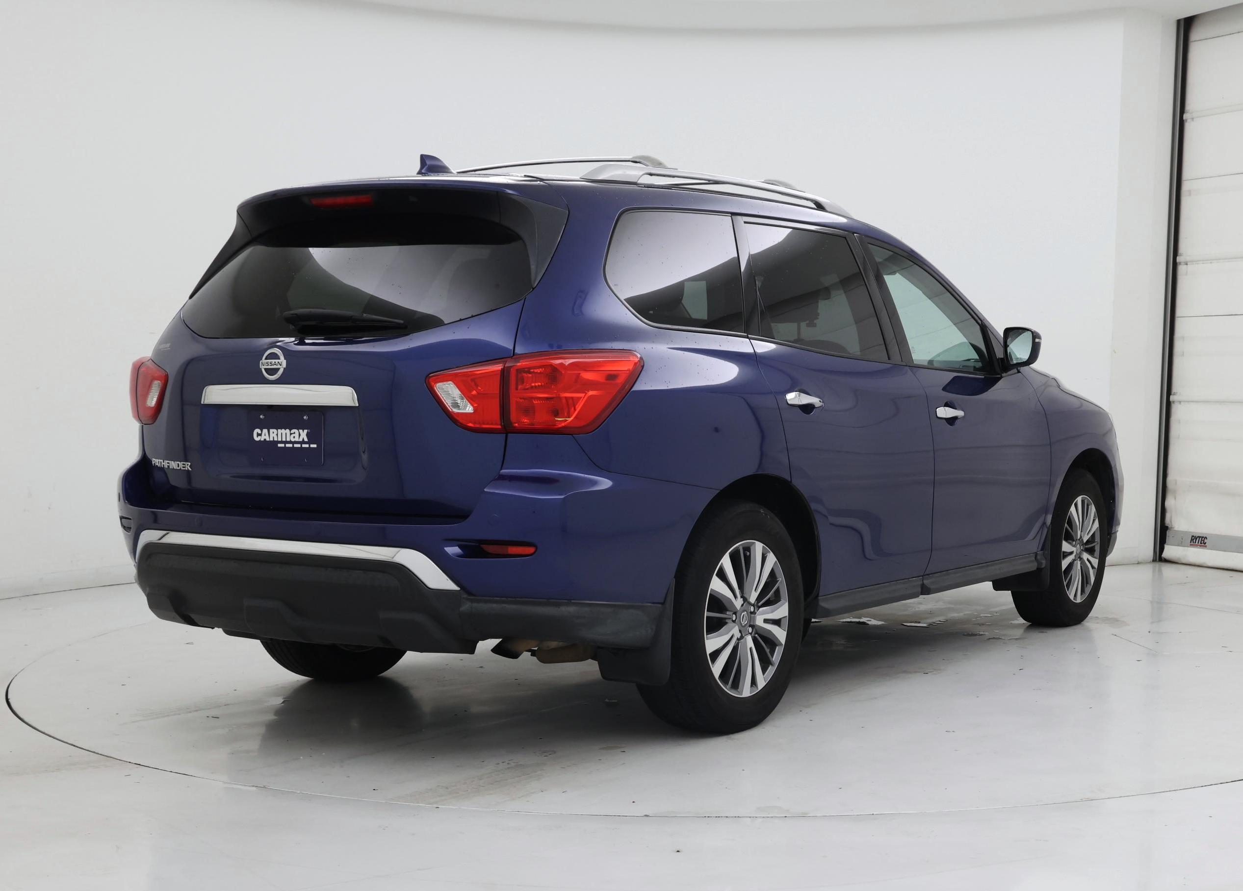 Thumbnail: 2019 Nissan Pathfinder - 8