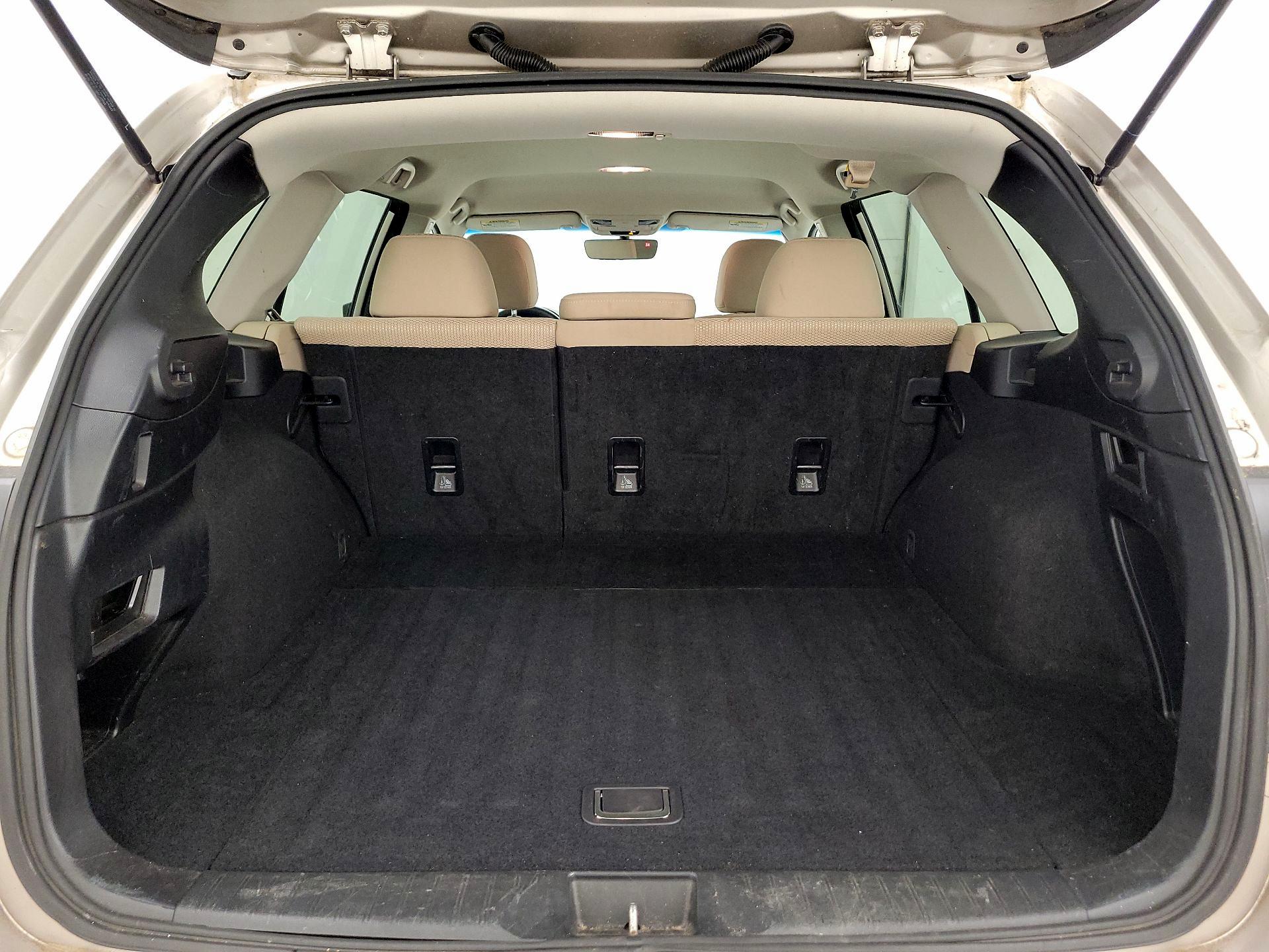 Thumbnail: 2017 Subaru Outback - 20