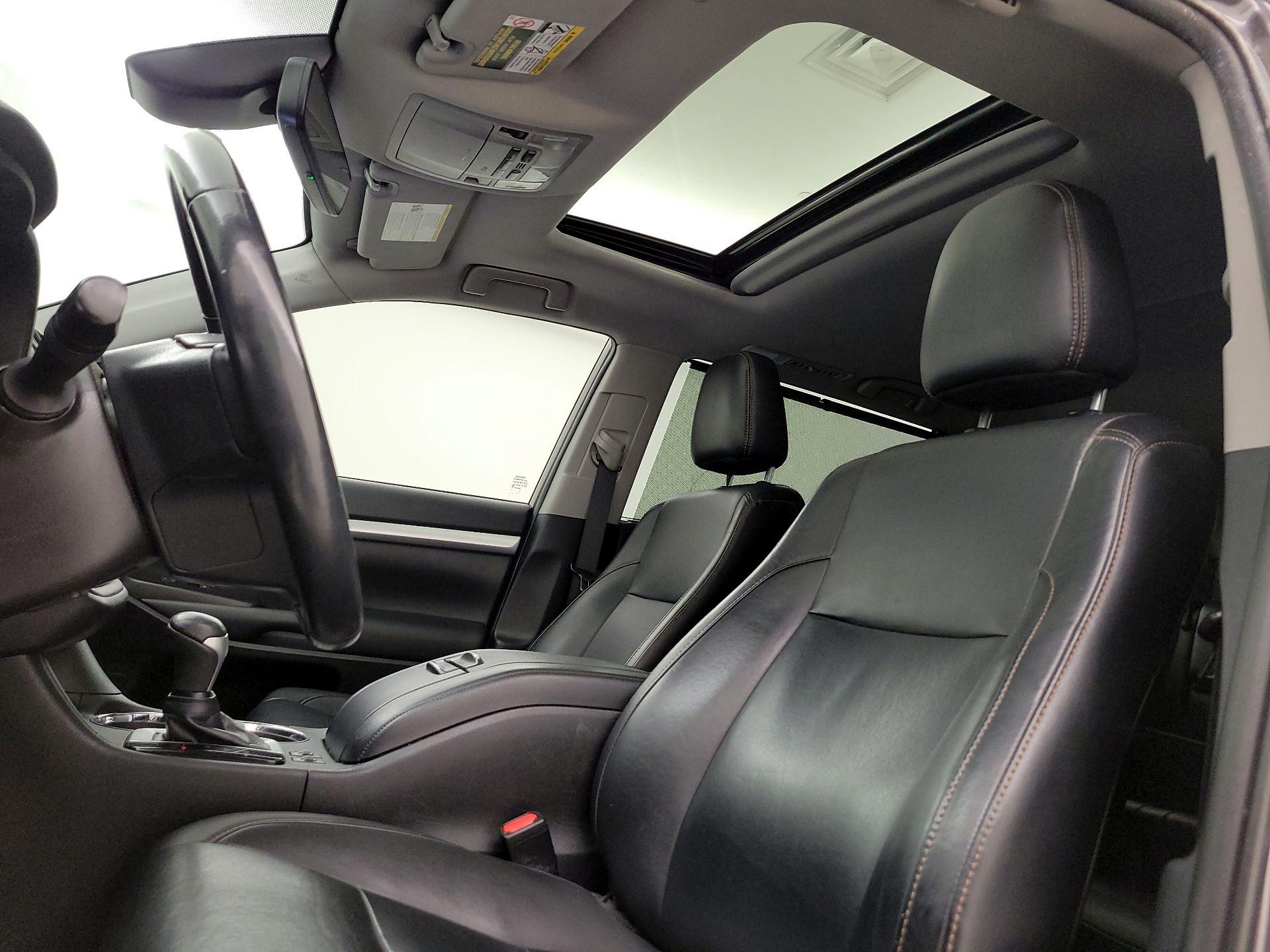 Thumbnail: 2019 Toyota Highlander - 20