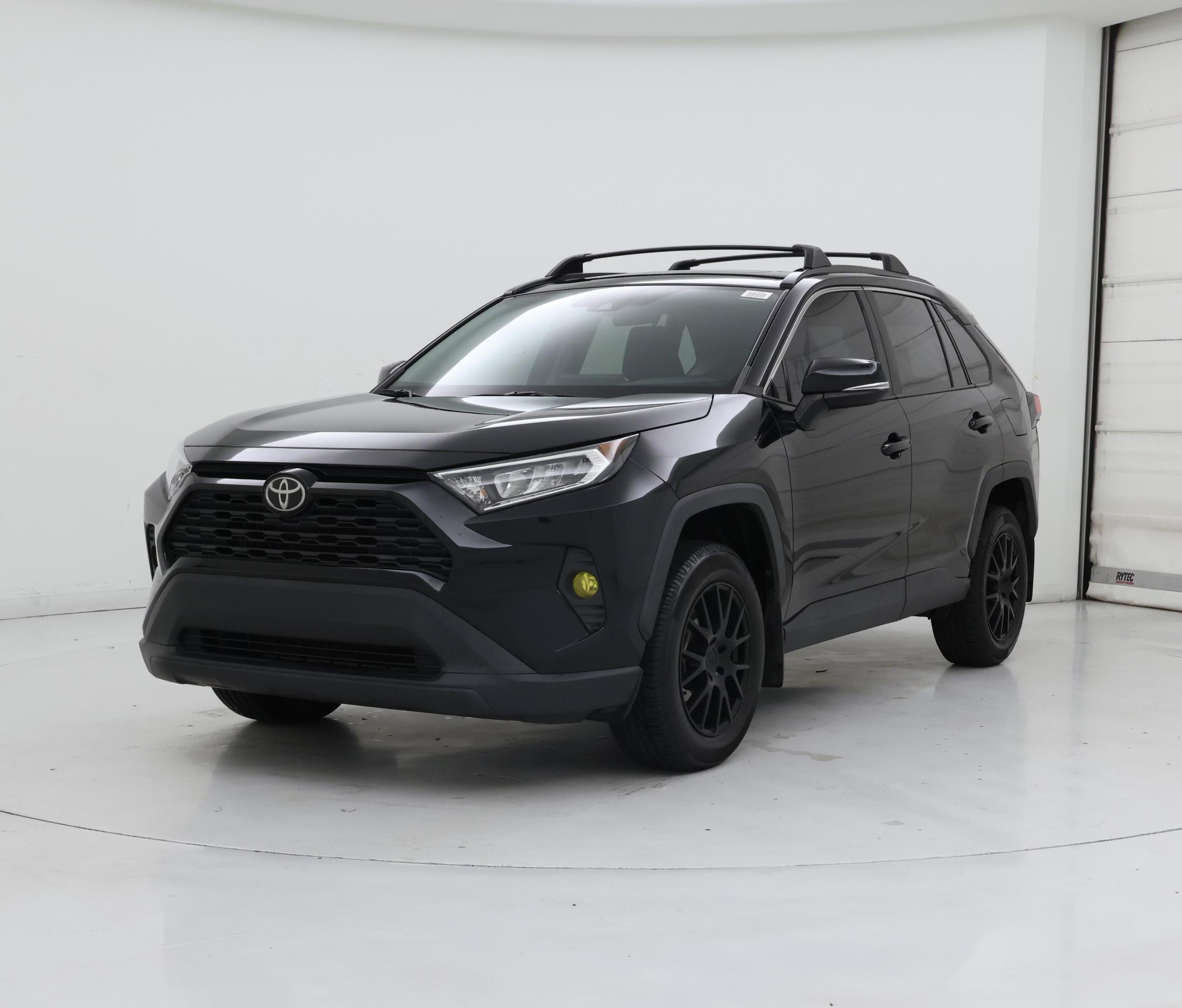 Thumbnail: 2021 Toyota RAV4 - 4