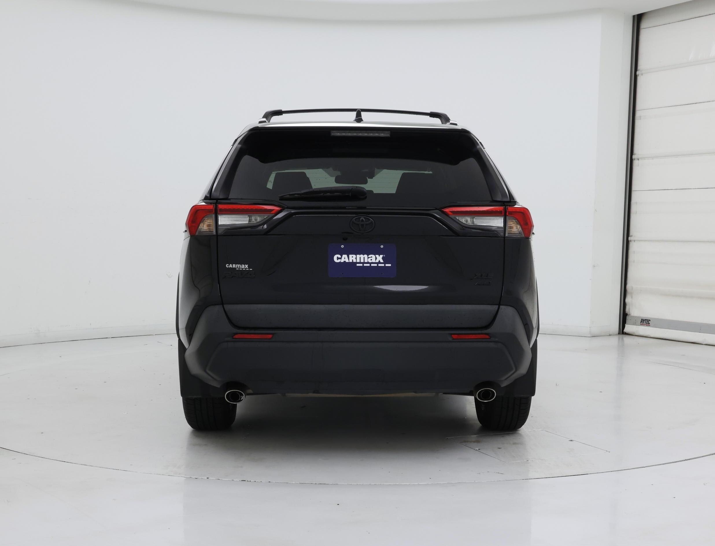 Thumbnail: 2021 Toyota RAV4 - 6