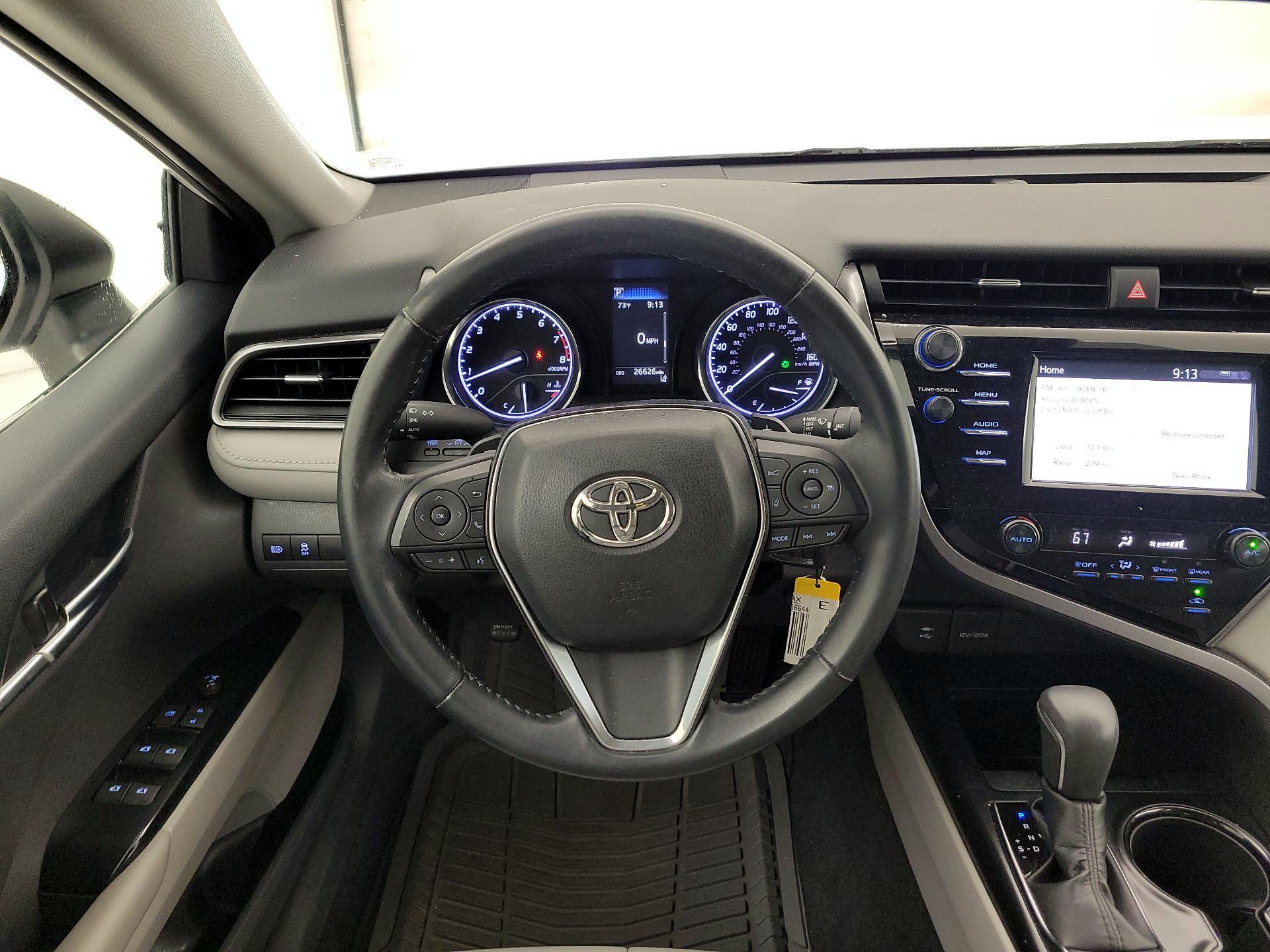 Thumbnail: 2019 Toyota Camry - 10