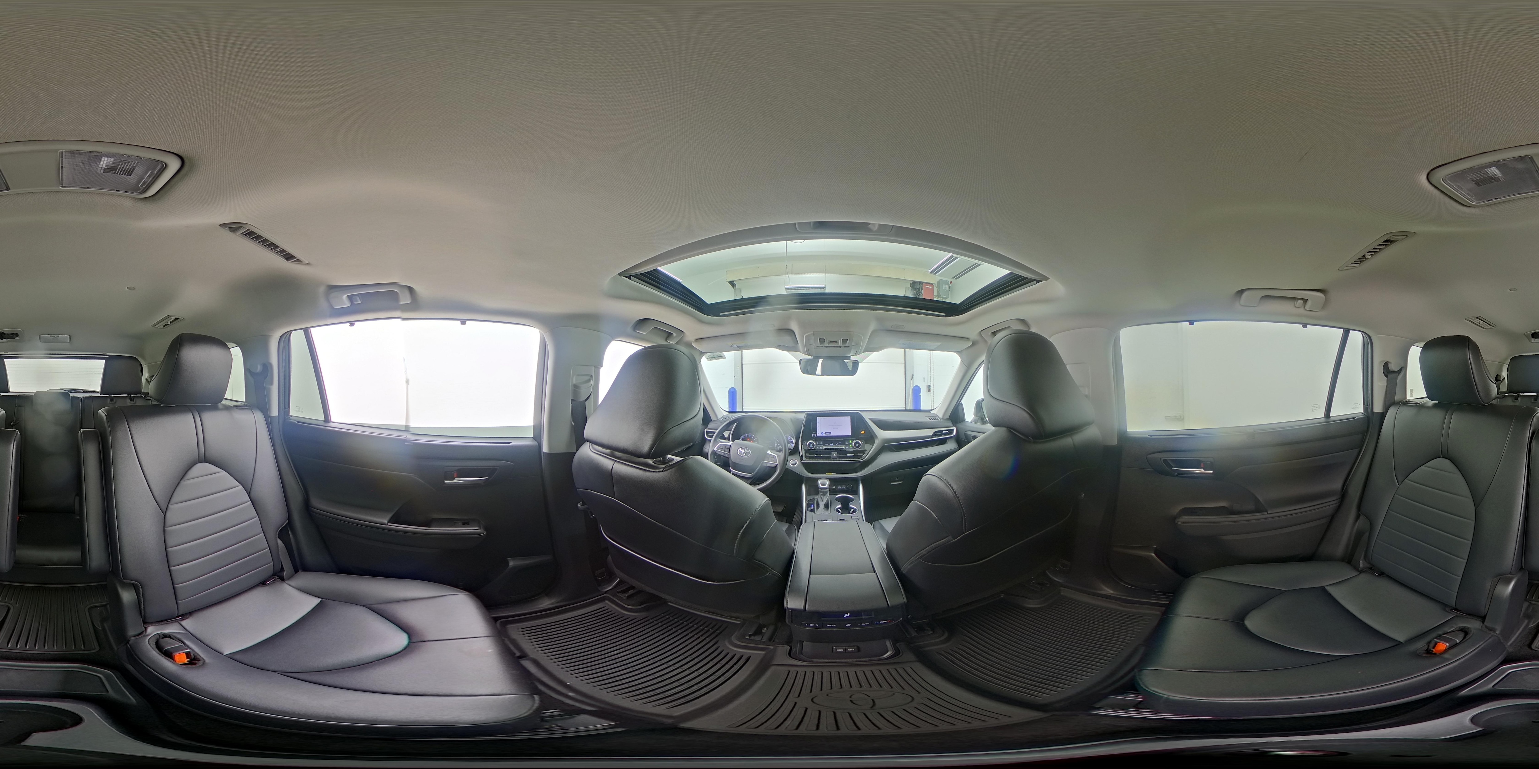 2024 Toyota Highlander XLE - Photo 28